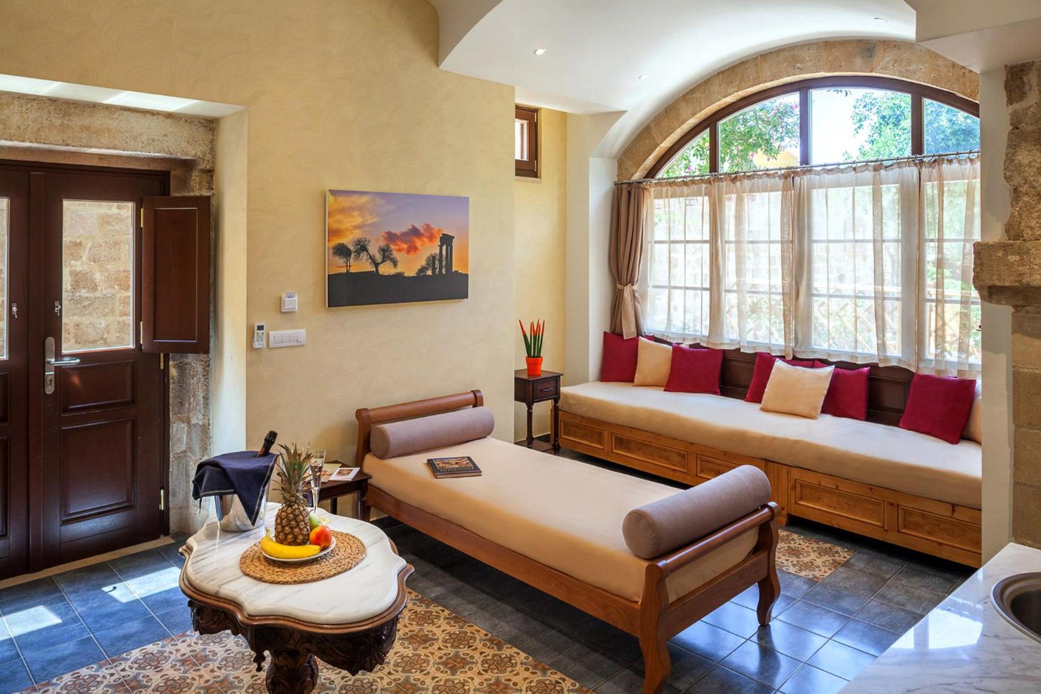 Junior Suite (Temple of Apollo) photo 2