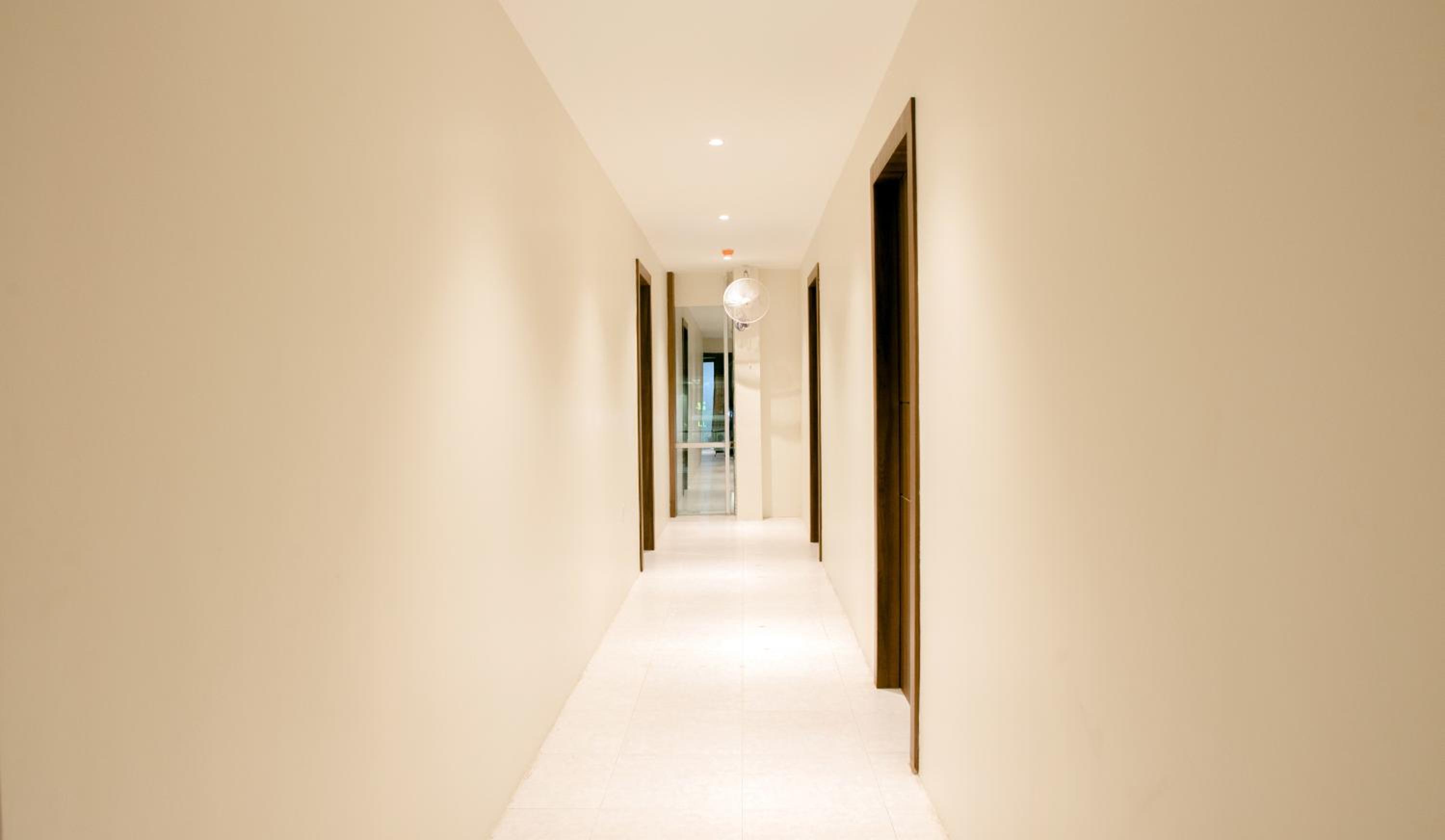 Superior King Suite - Photo 7