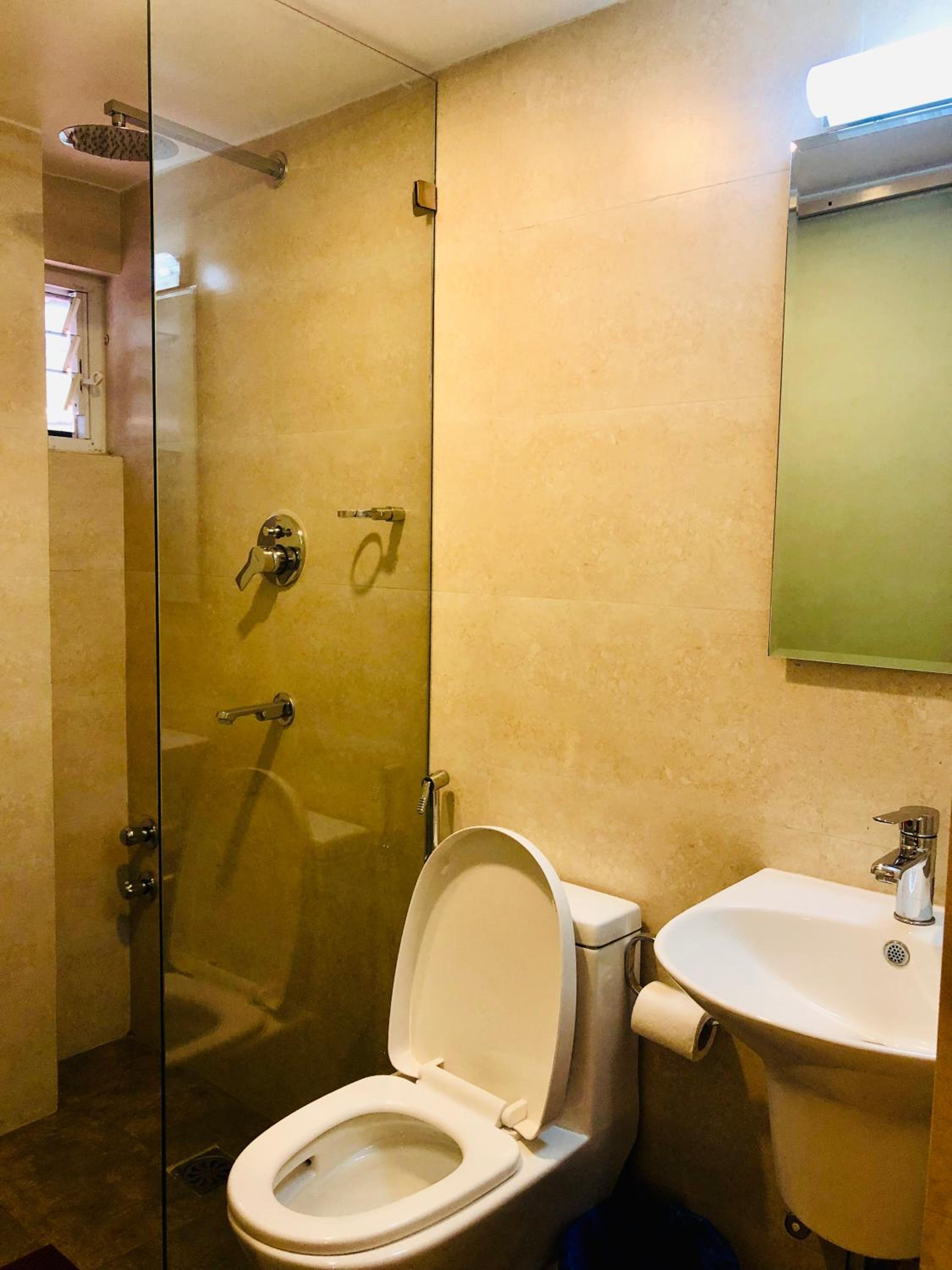 Deluxe Double or Twin Room - Photo 7
