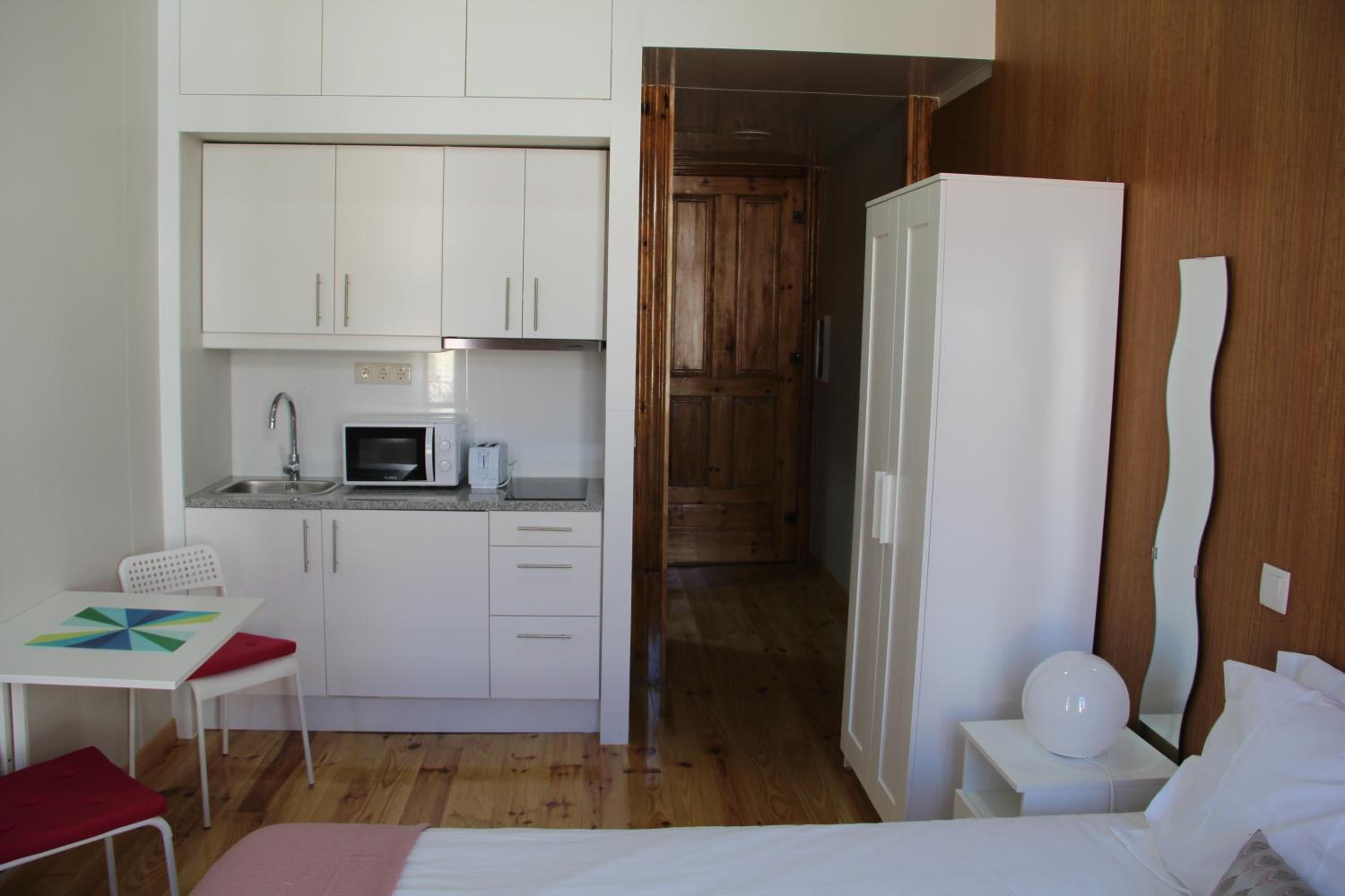 Studio (2 Adults) - Photo 4