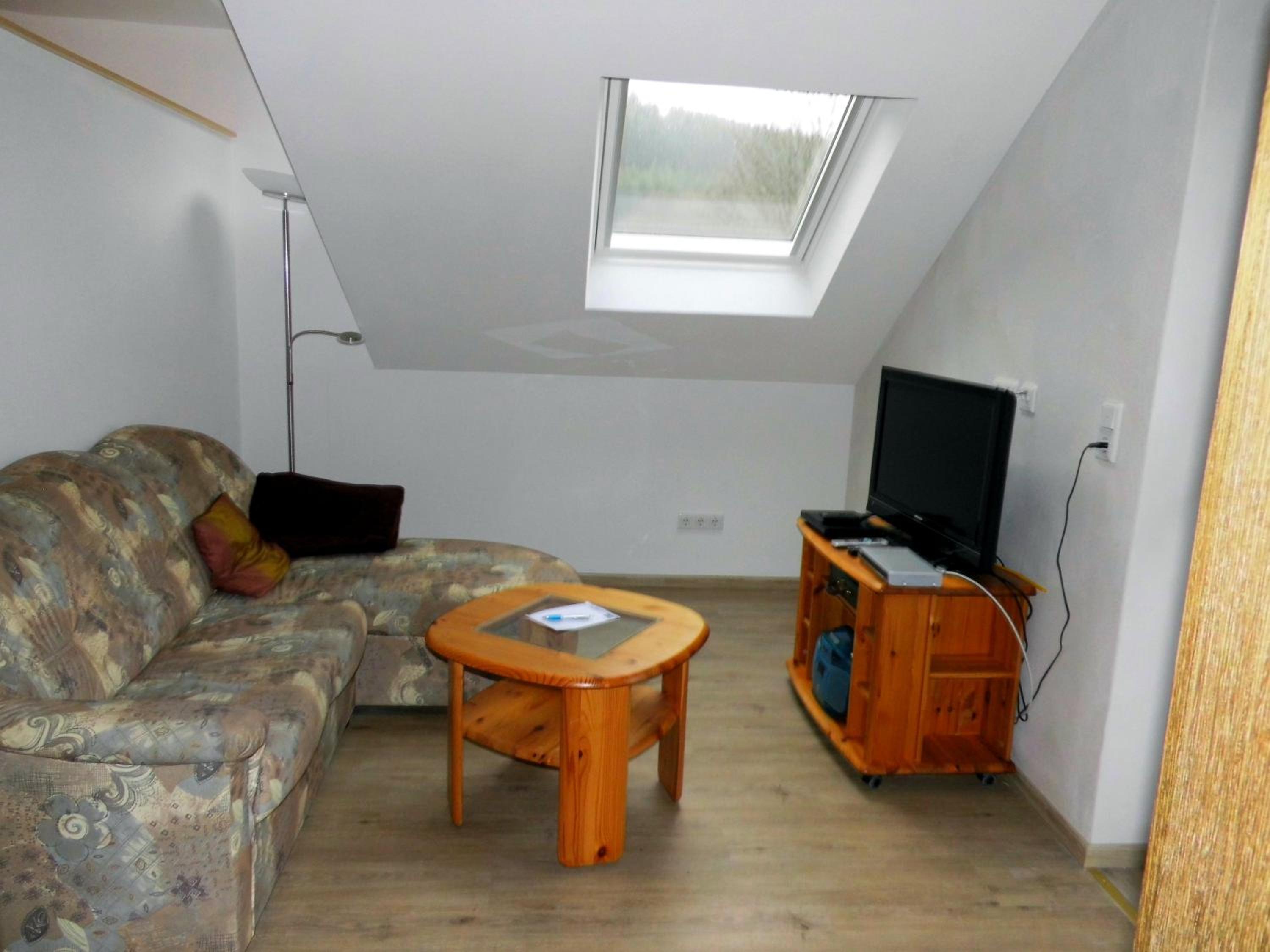 Studio Apartment with Balcony photo 1