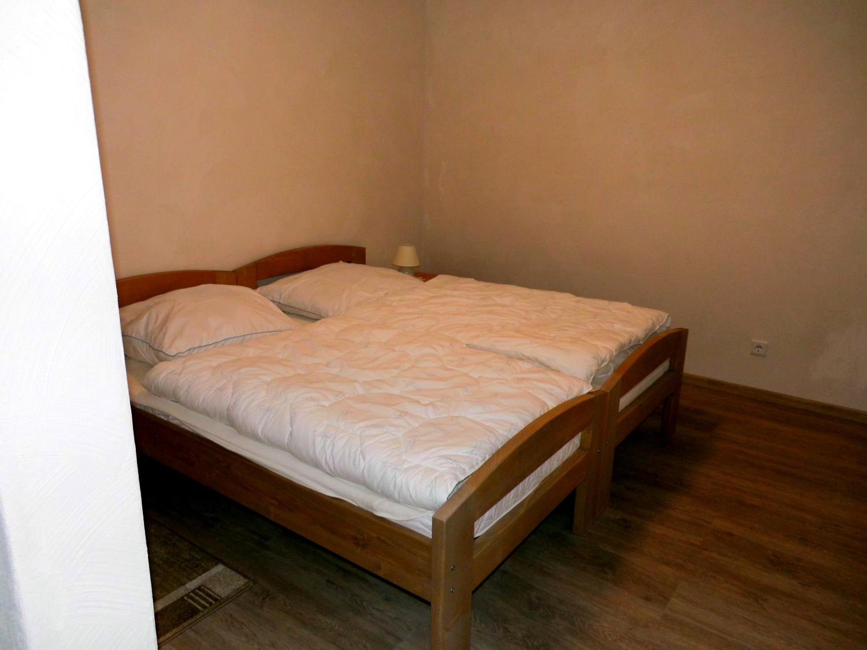 Studio Apartment with Balcony photo 2