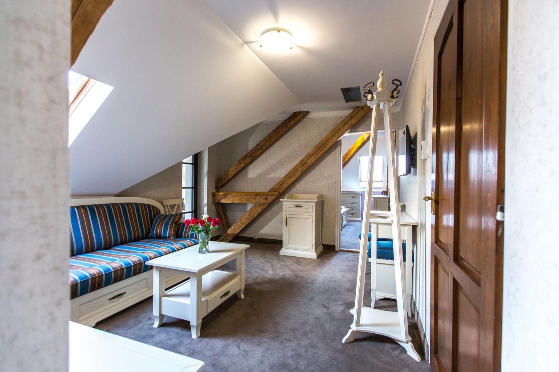 Two-Bedroom Suite with Terrace - Attic - Photo 1