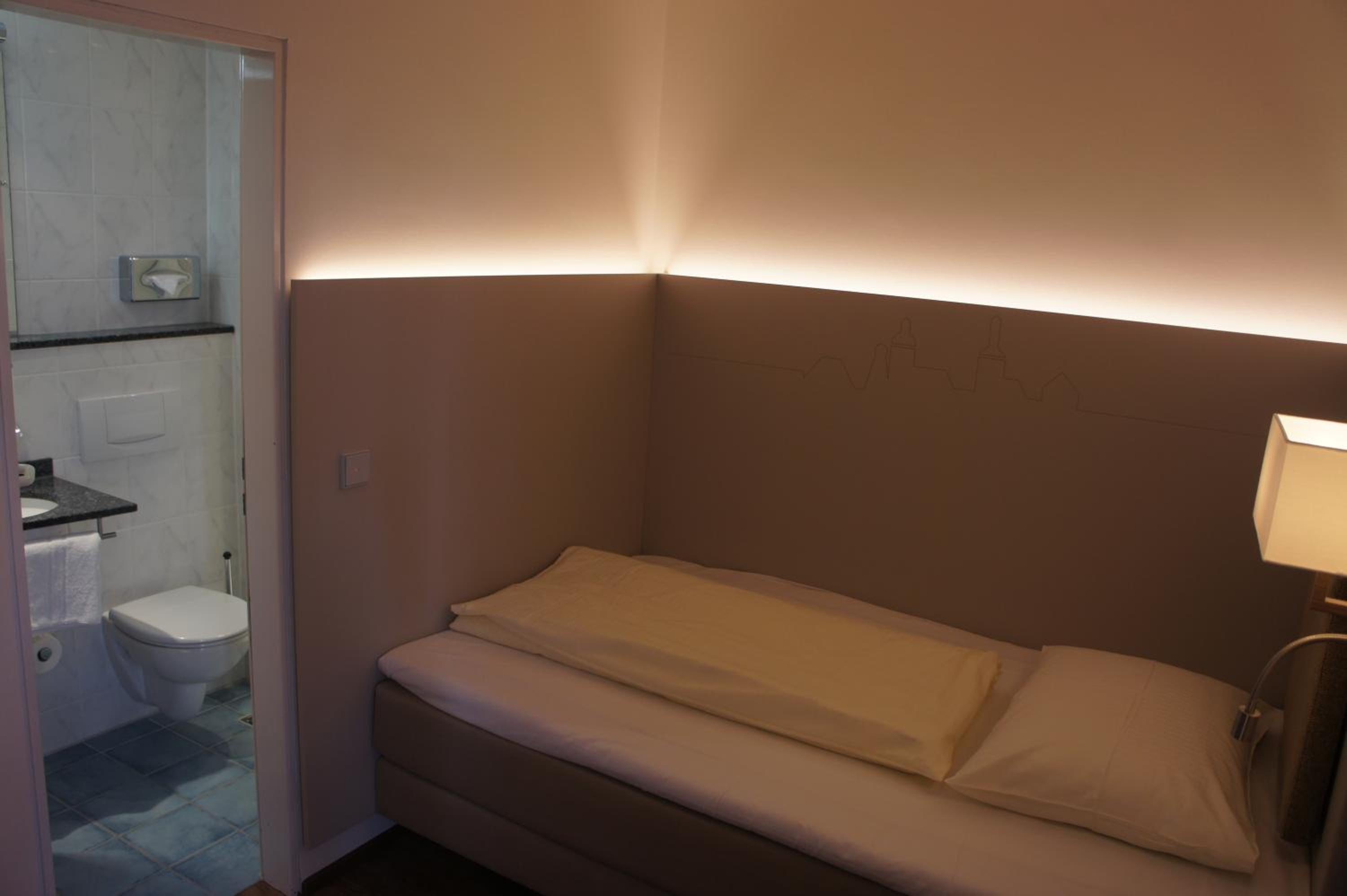Classic Single Room photo 3
