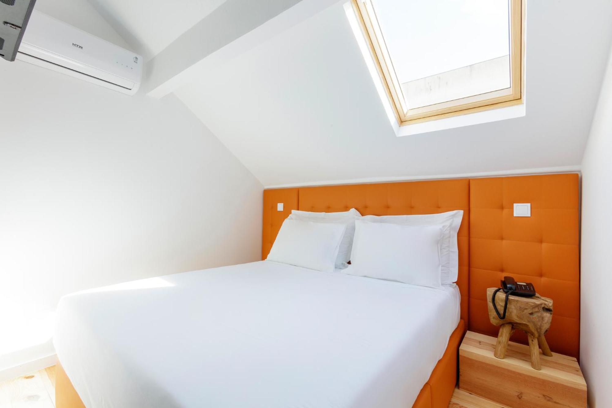 Double Room - Photo 6