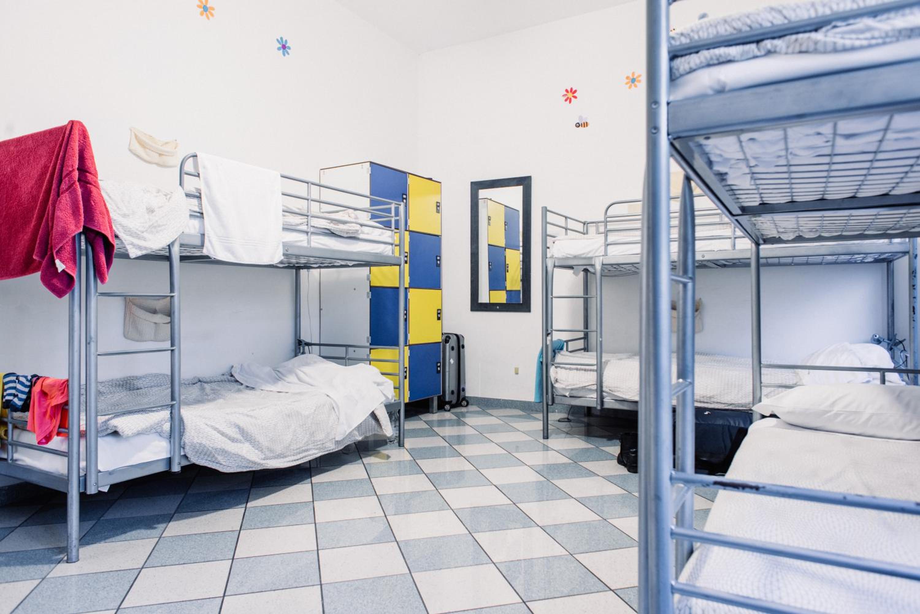Bed in 6-Bed Dormitory Room photo 1