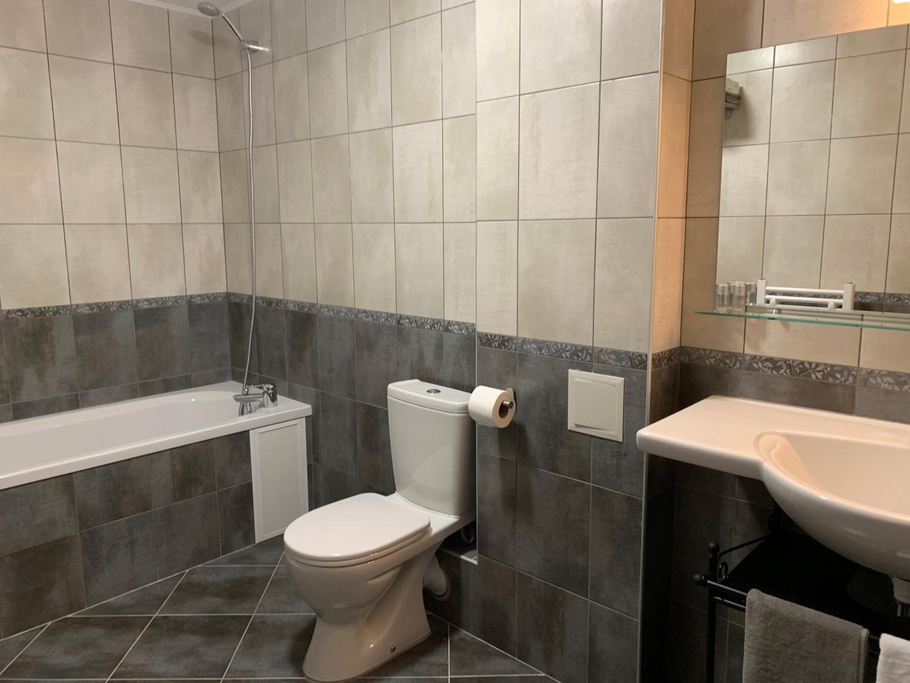 Two-Bedroom Suite photo 3