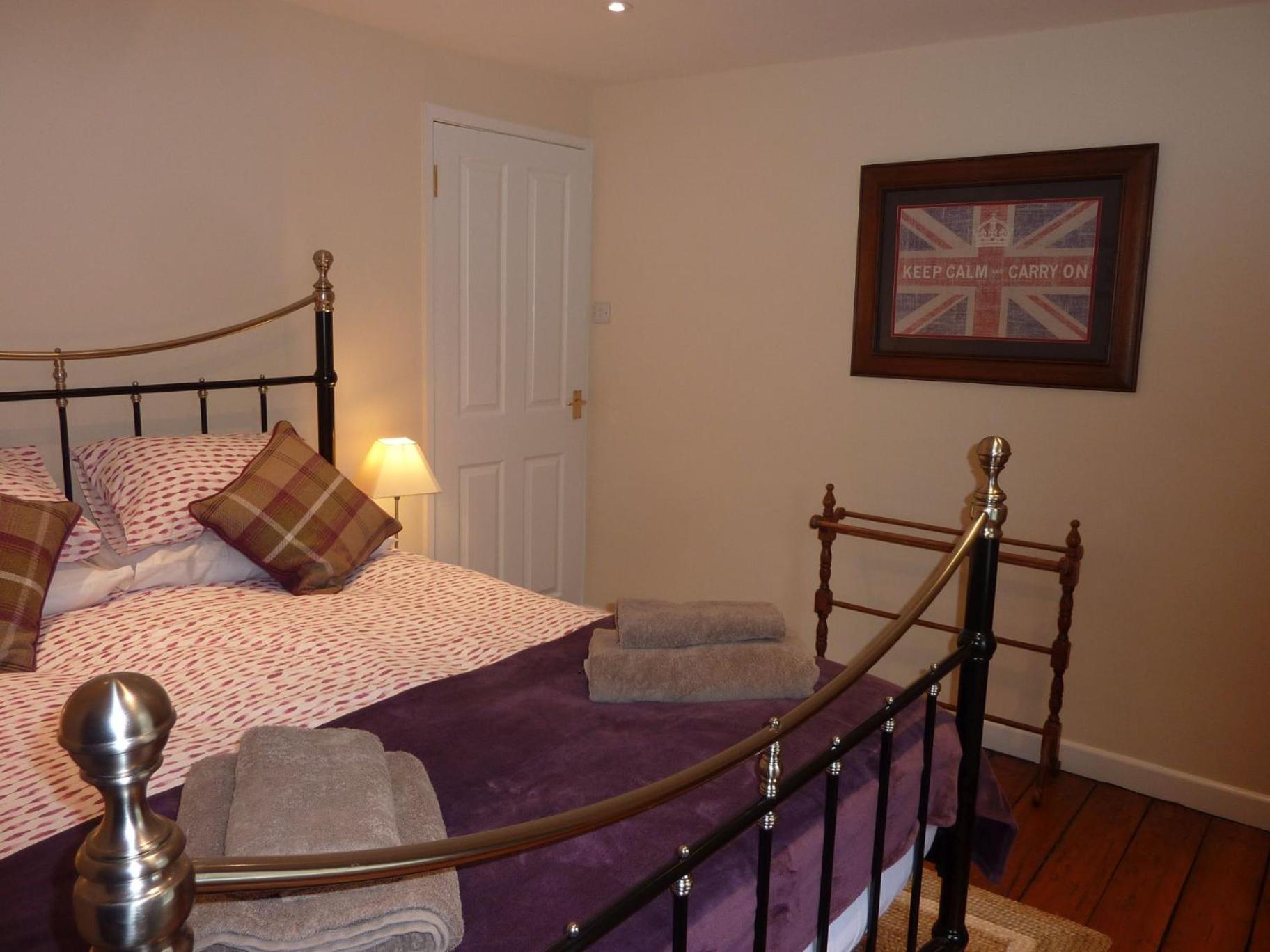 Two-Bedroom Cottage photo 3