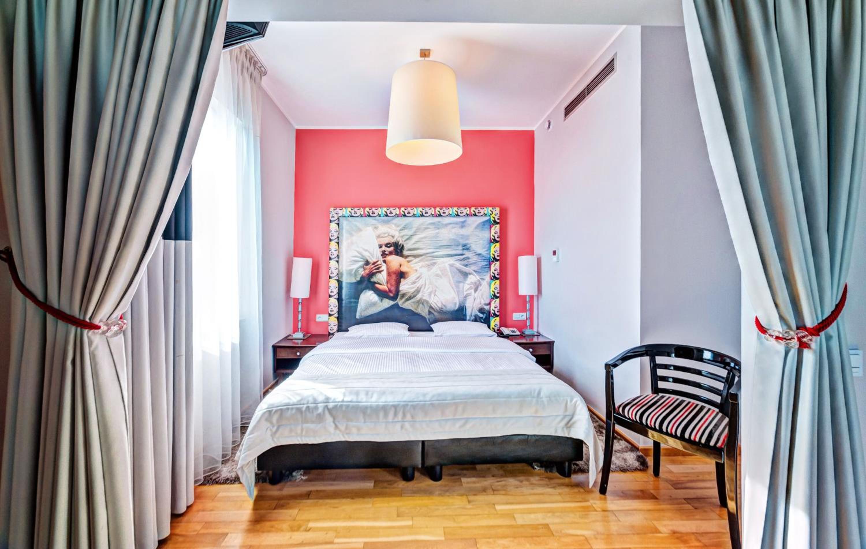 Deluxe Apartment - Photo 3
