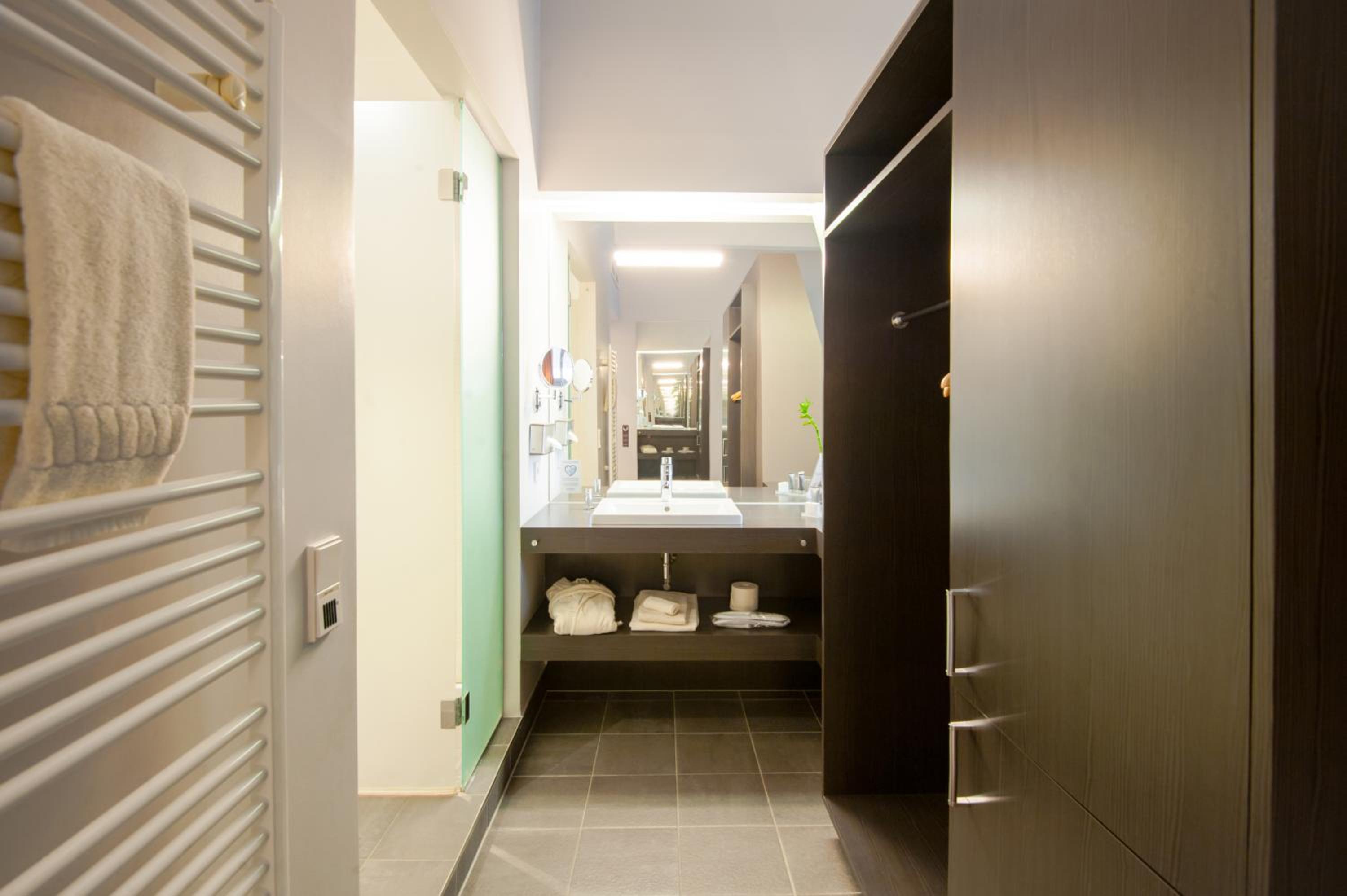 Deluxe Twin Room photo 2