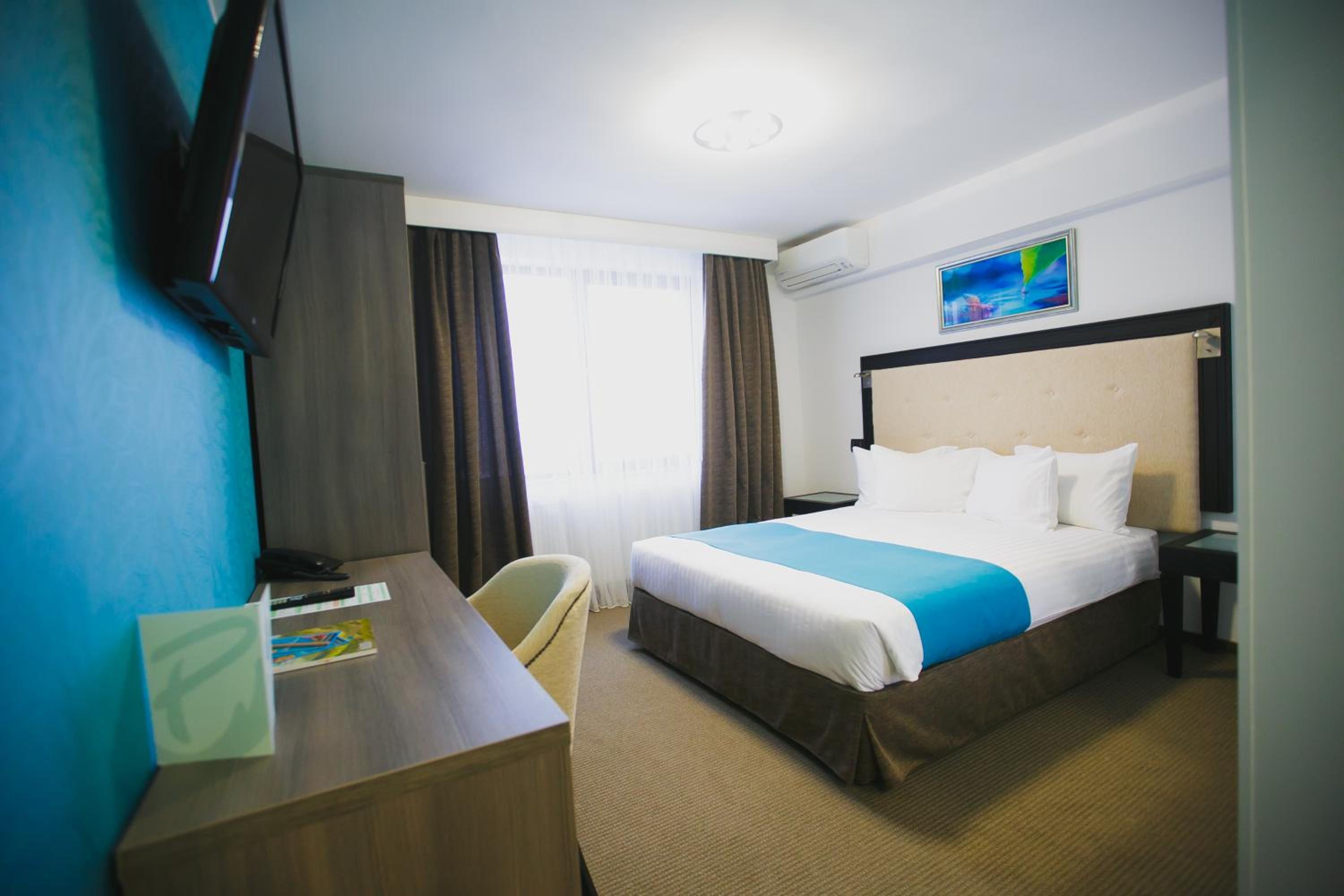 Single Room with Pool Access Included photo 1