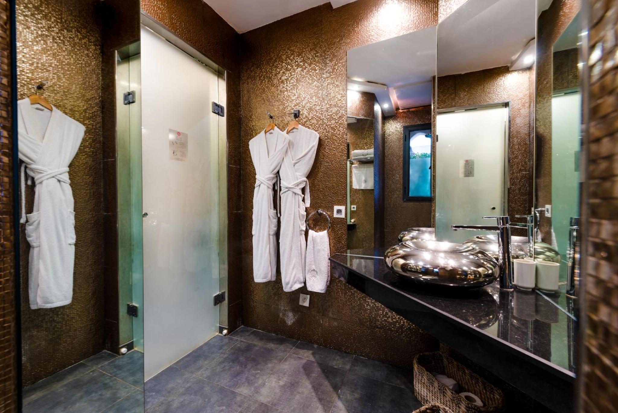 Deluxe Double Room - Photo 6