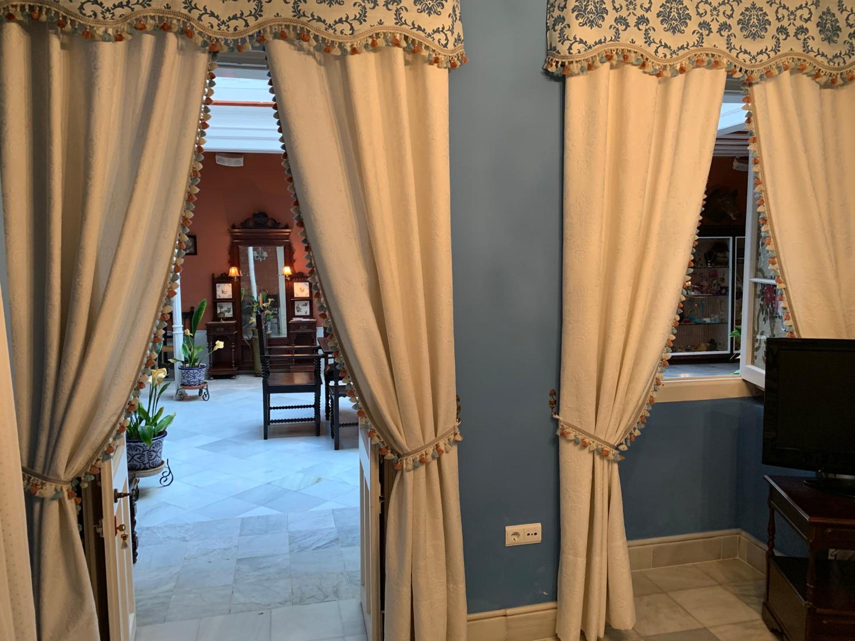 Queen Room photo 3