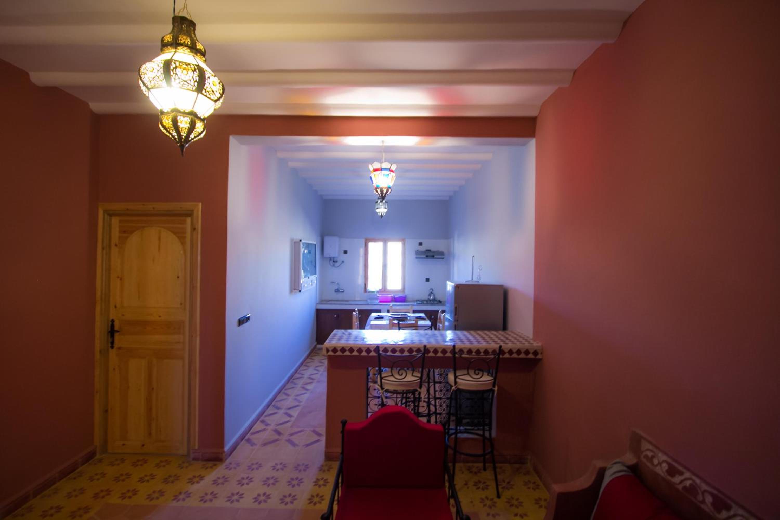 Apartment with Terrace - Photo 63