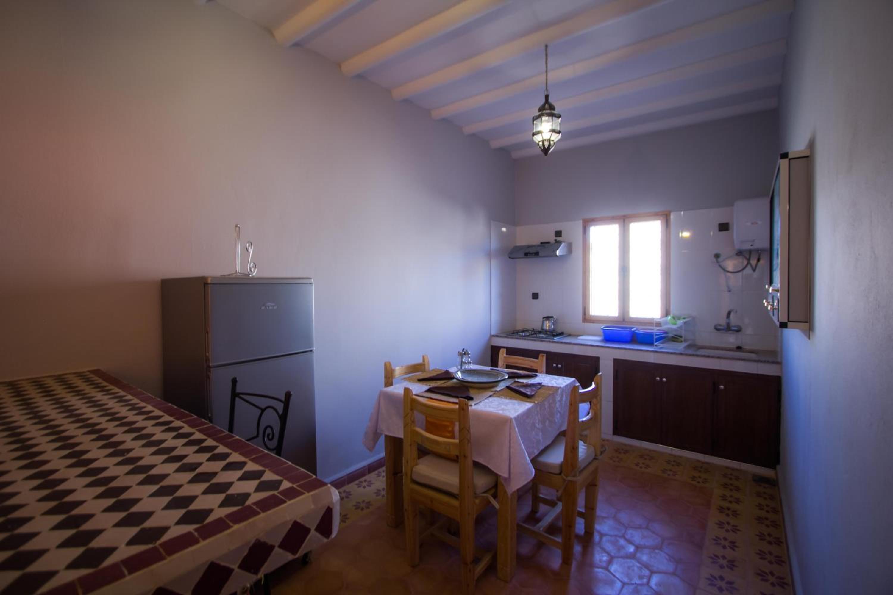 Apartment with Terrace - Photo 55