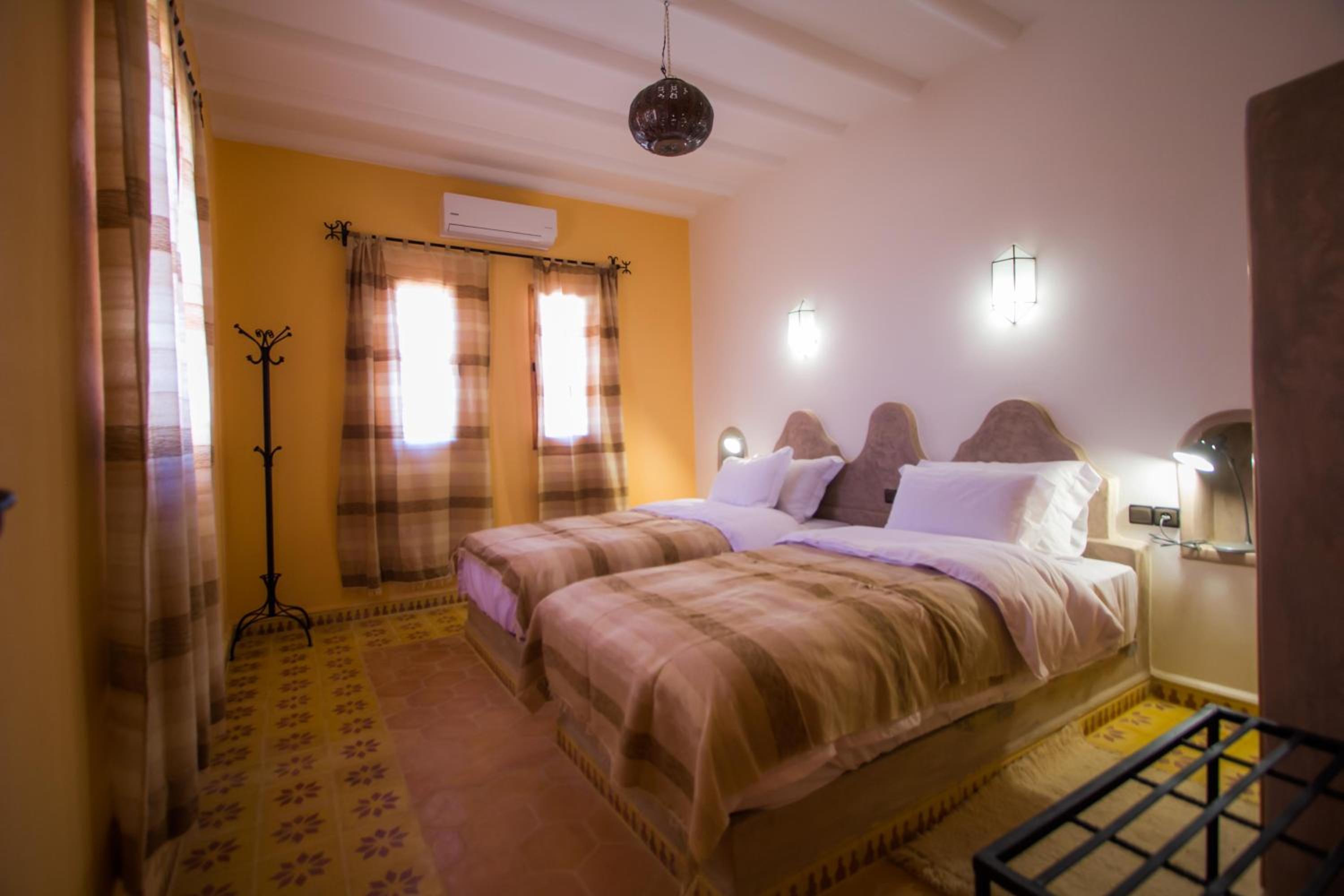 Apartment with Terrace - Photo 41