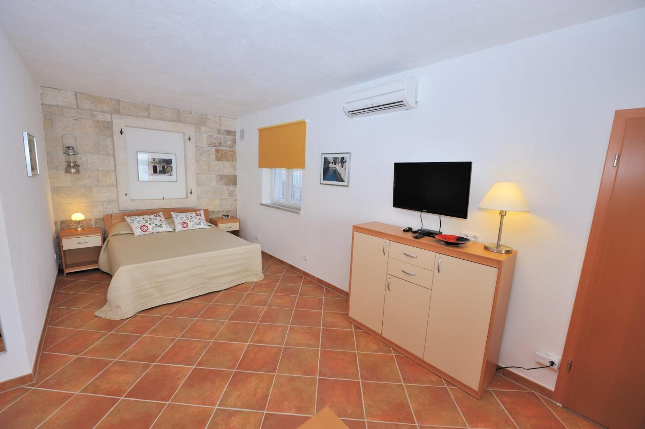Apartment with Sea View photo 1