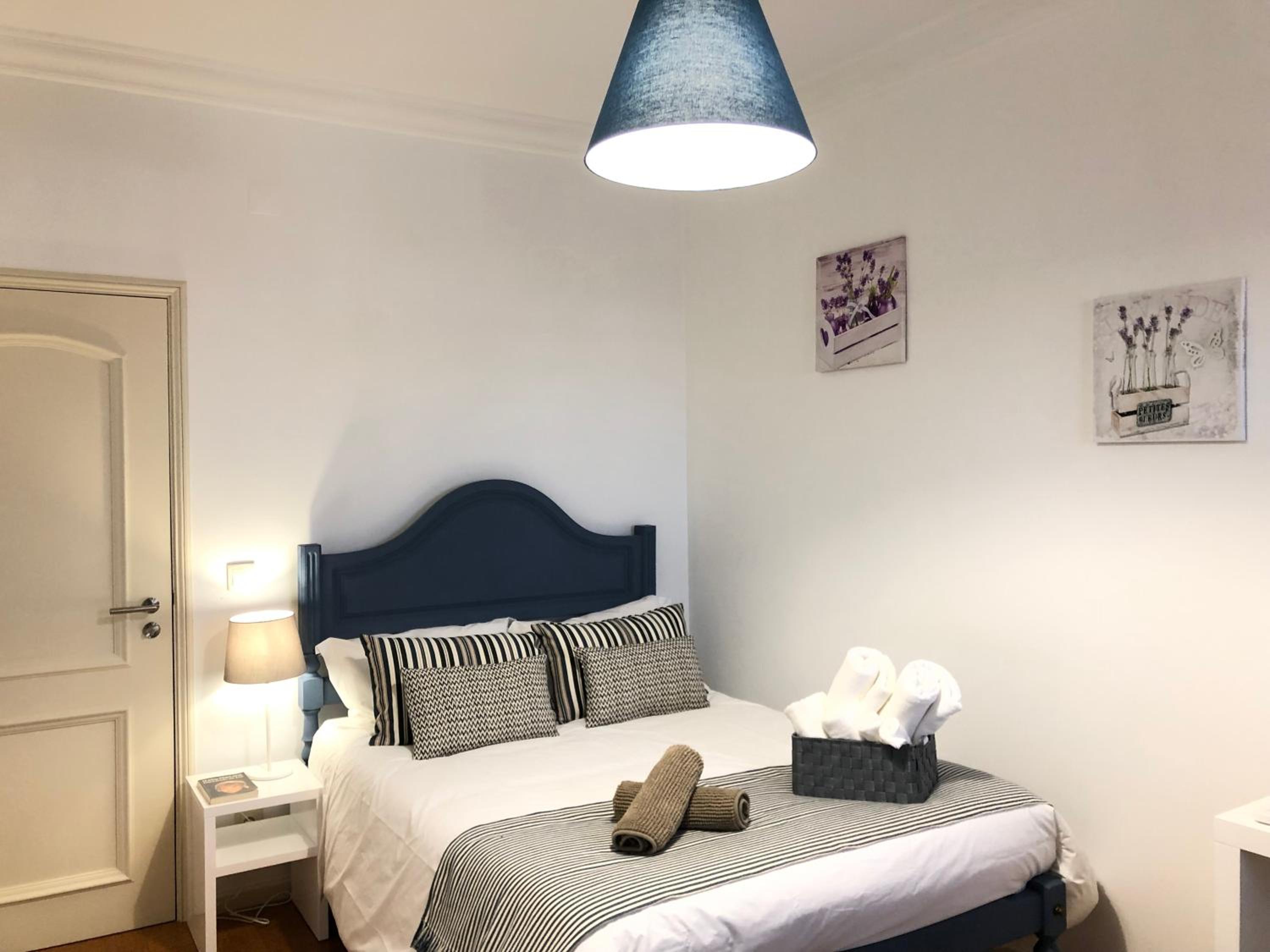 Four-Bedroom House - Photo 4