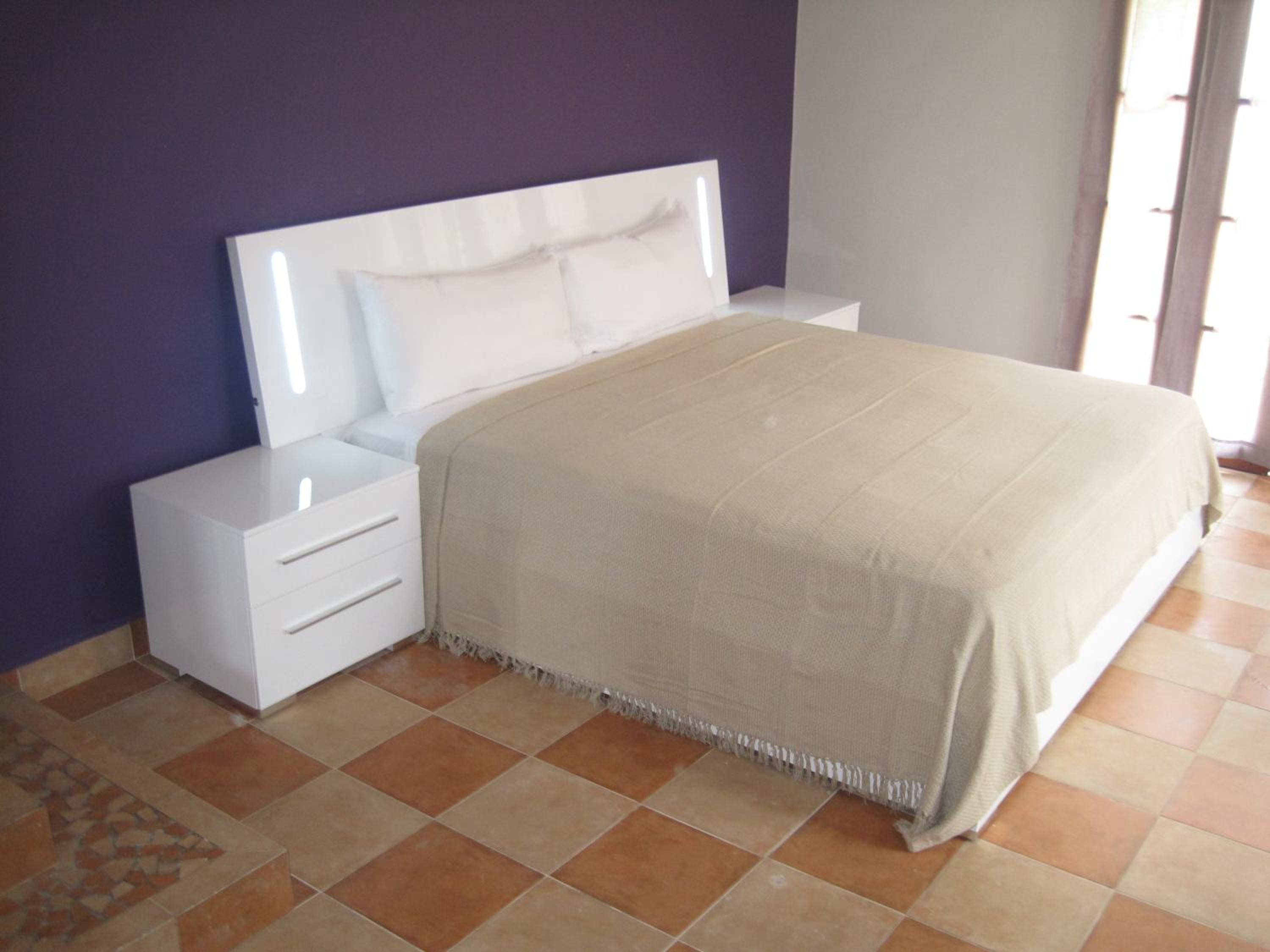 Deluxe Triple Room photo 2