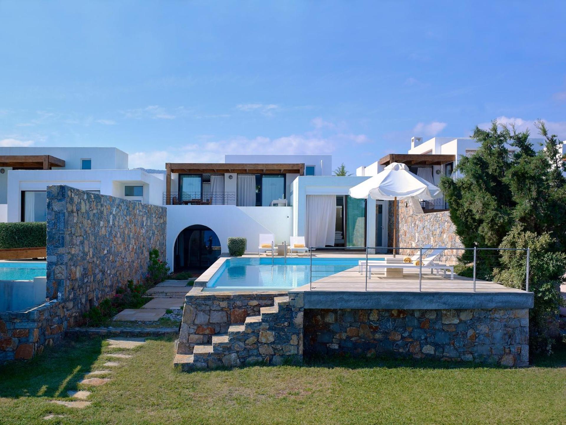 Thalassa - 3 Bedroom Villa with Private Pool - Seafront thumbnail 6
