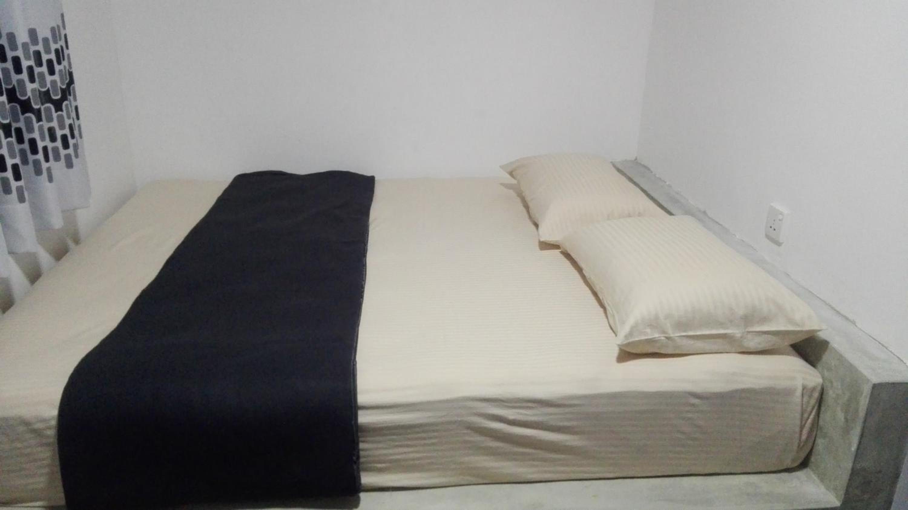 Standard Queen Room photo 2