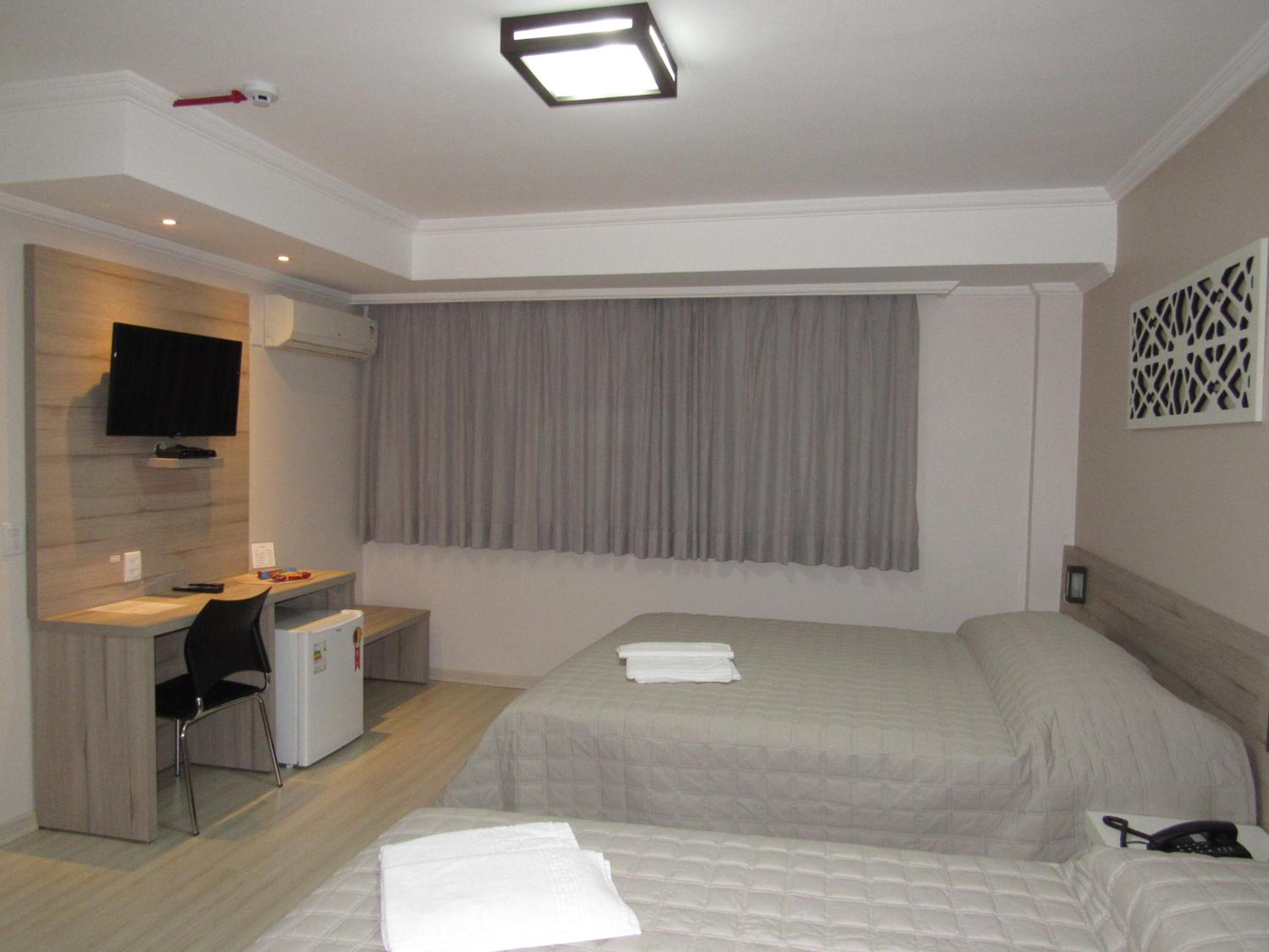 Deluxe Double or Twin Room photo 1