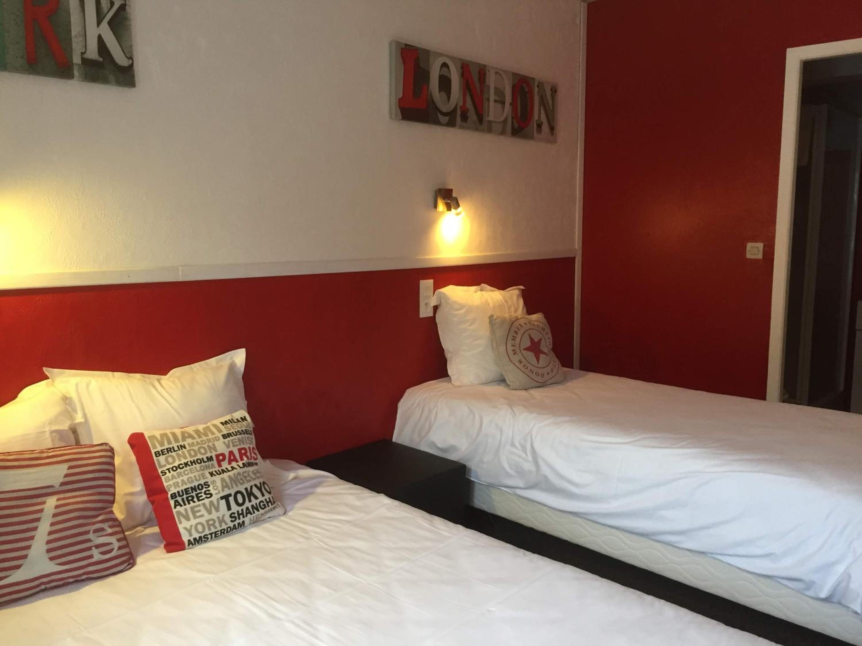 Triple Room (2 Adults + 1 Child)