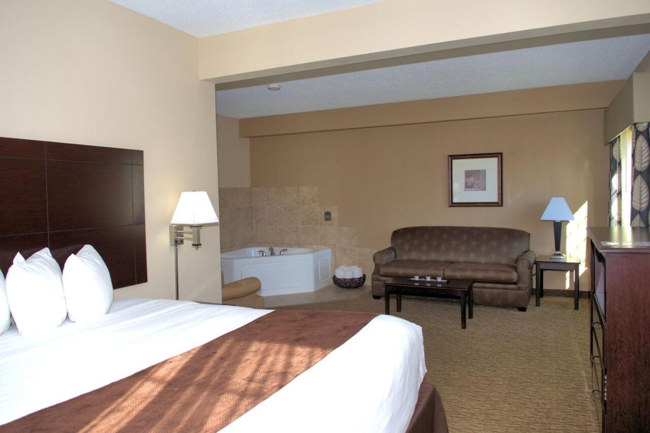 King Suite with Spa Bath