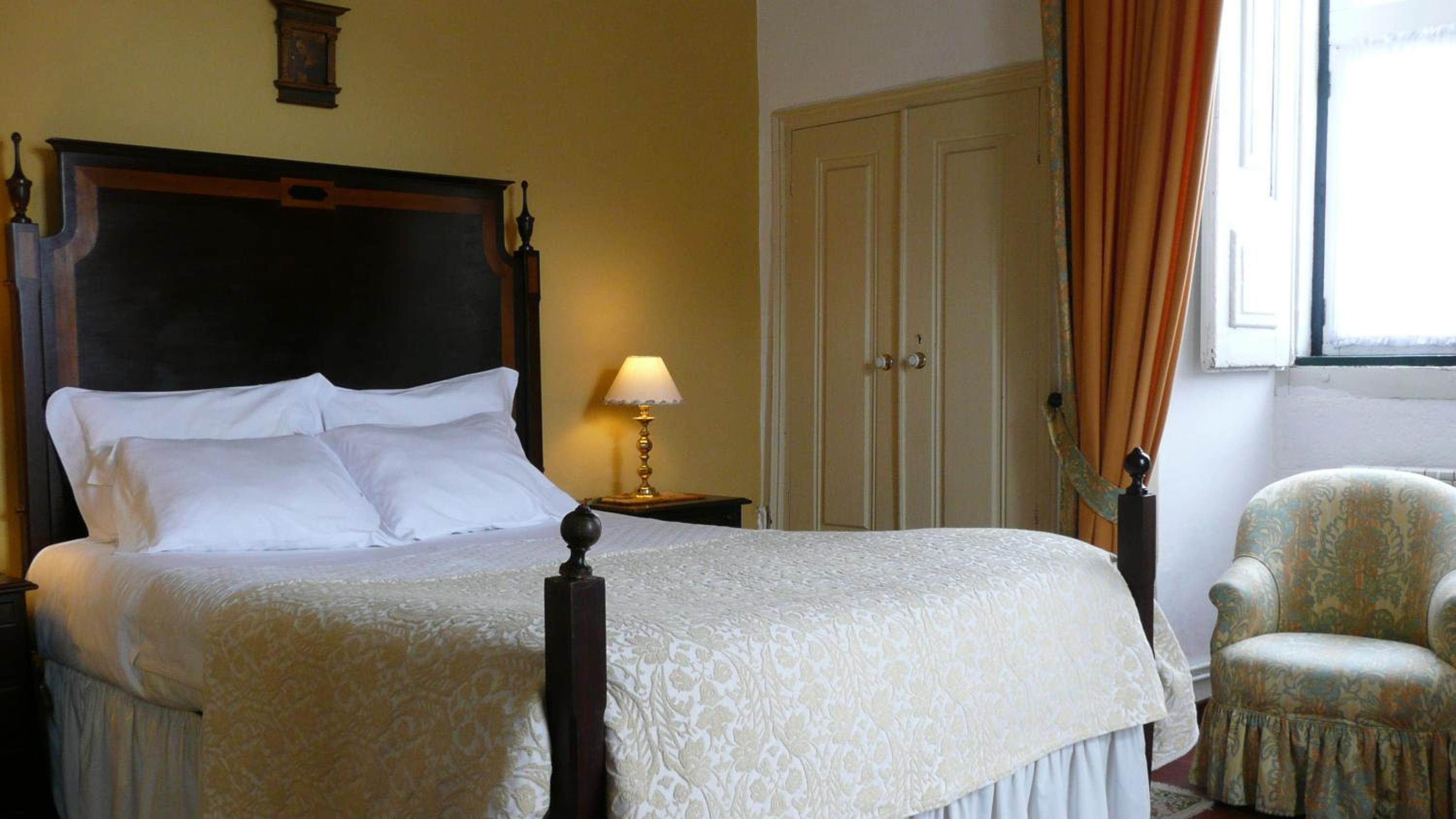 Doppelzimmer mit Gartenblick