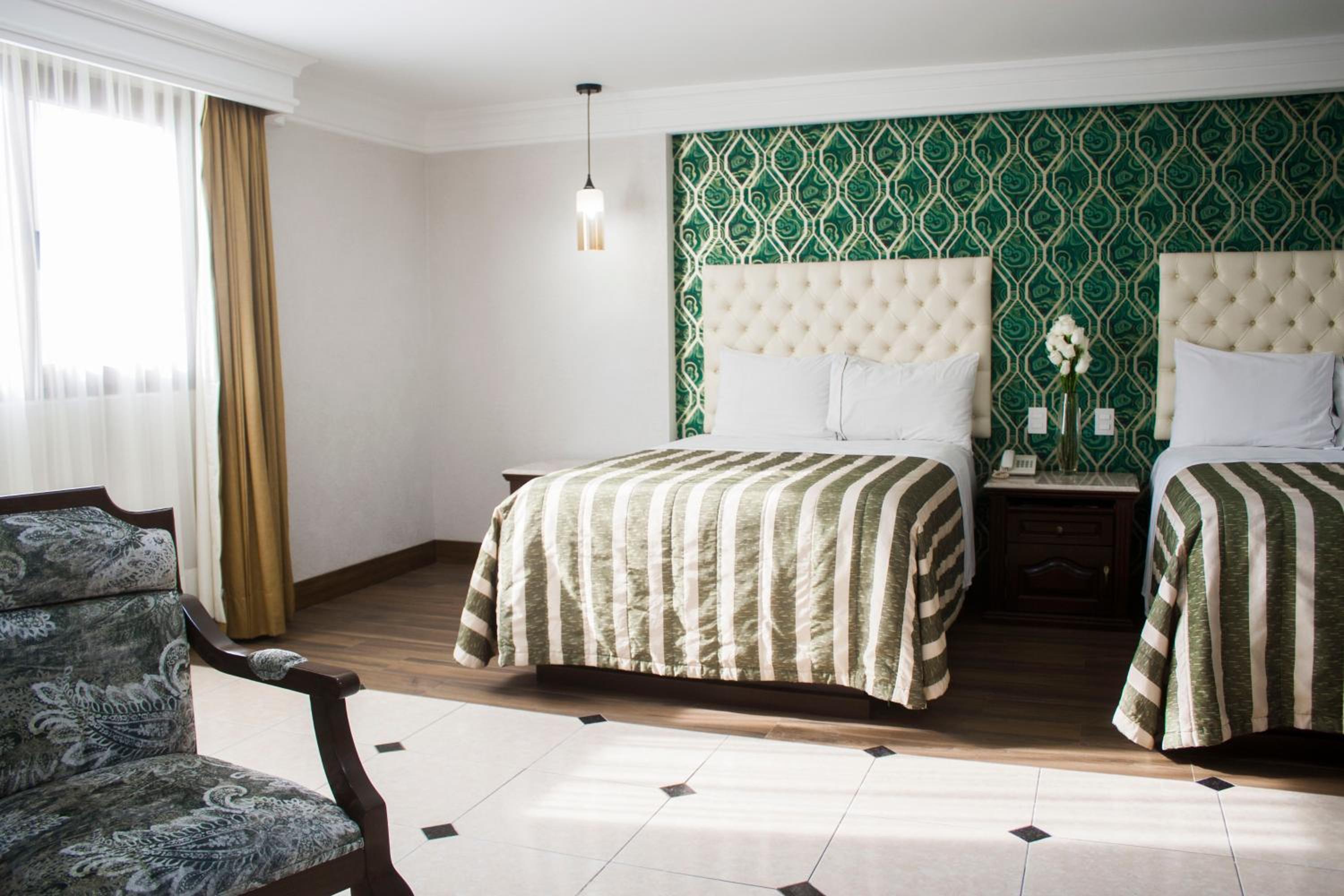 Standard Double Suite - Photo 8