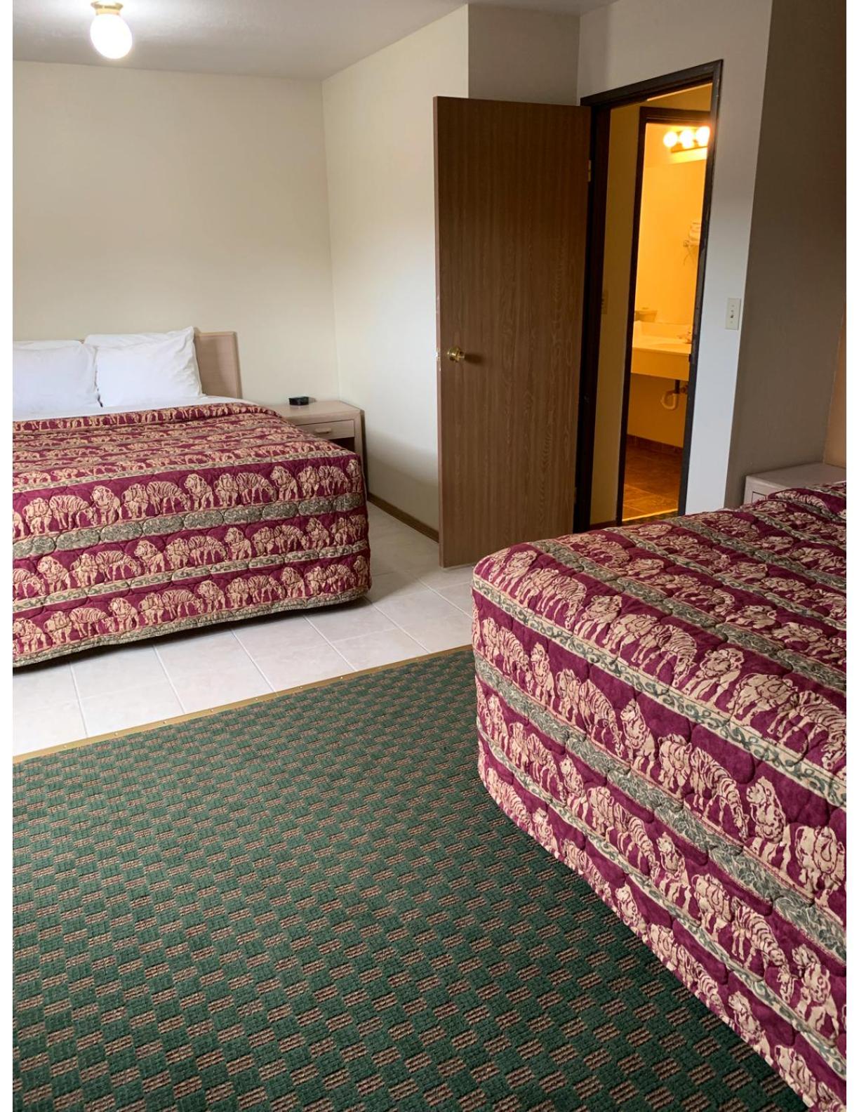 One Bedroom Suite  - Photo 12