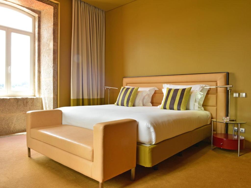 Suite with Terrace thumbnail 5