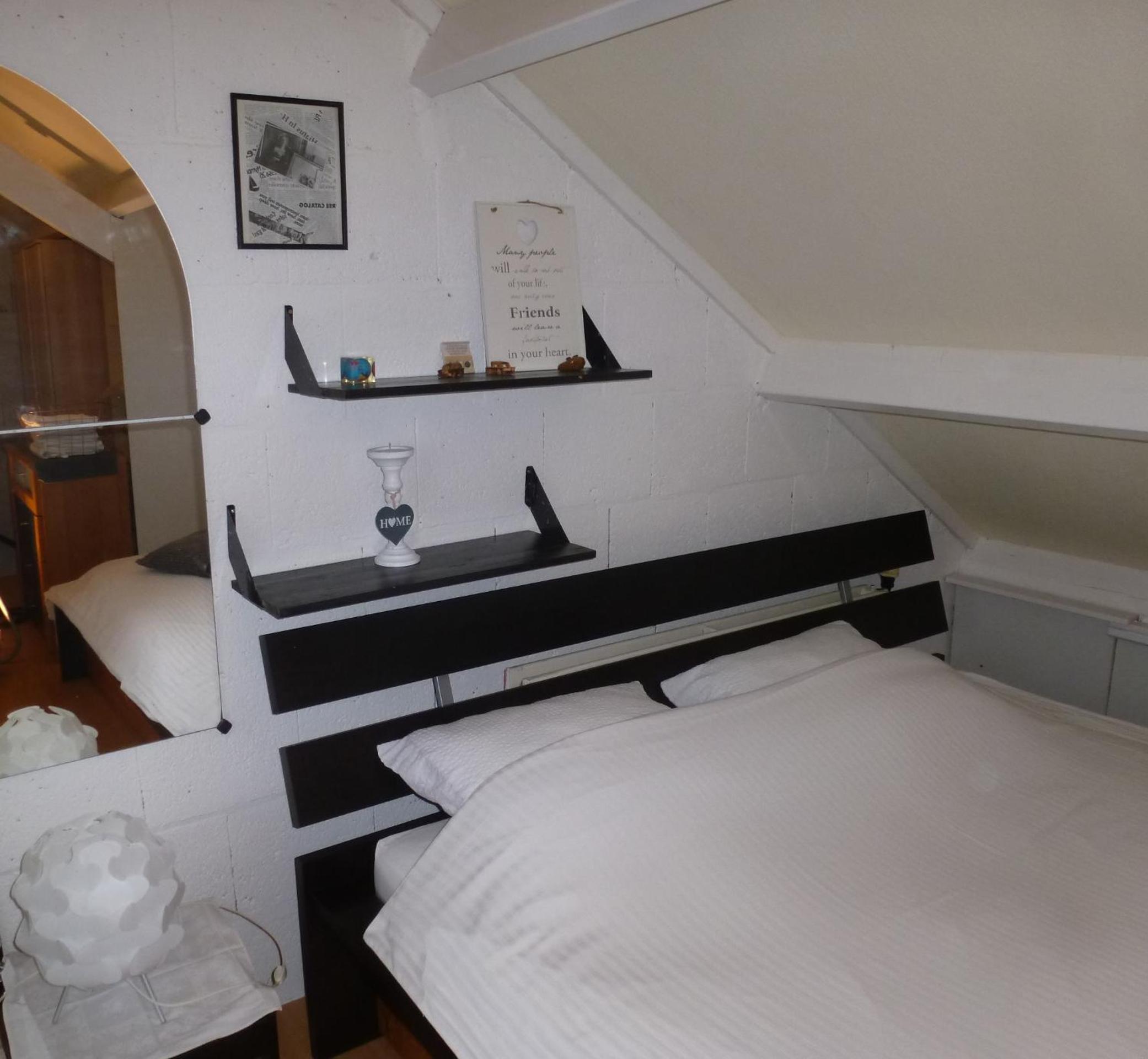 Superior Double Room - Attic - Photo 5