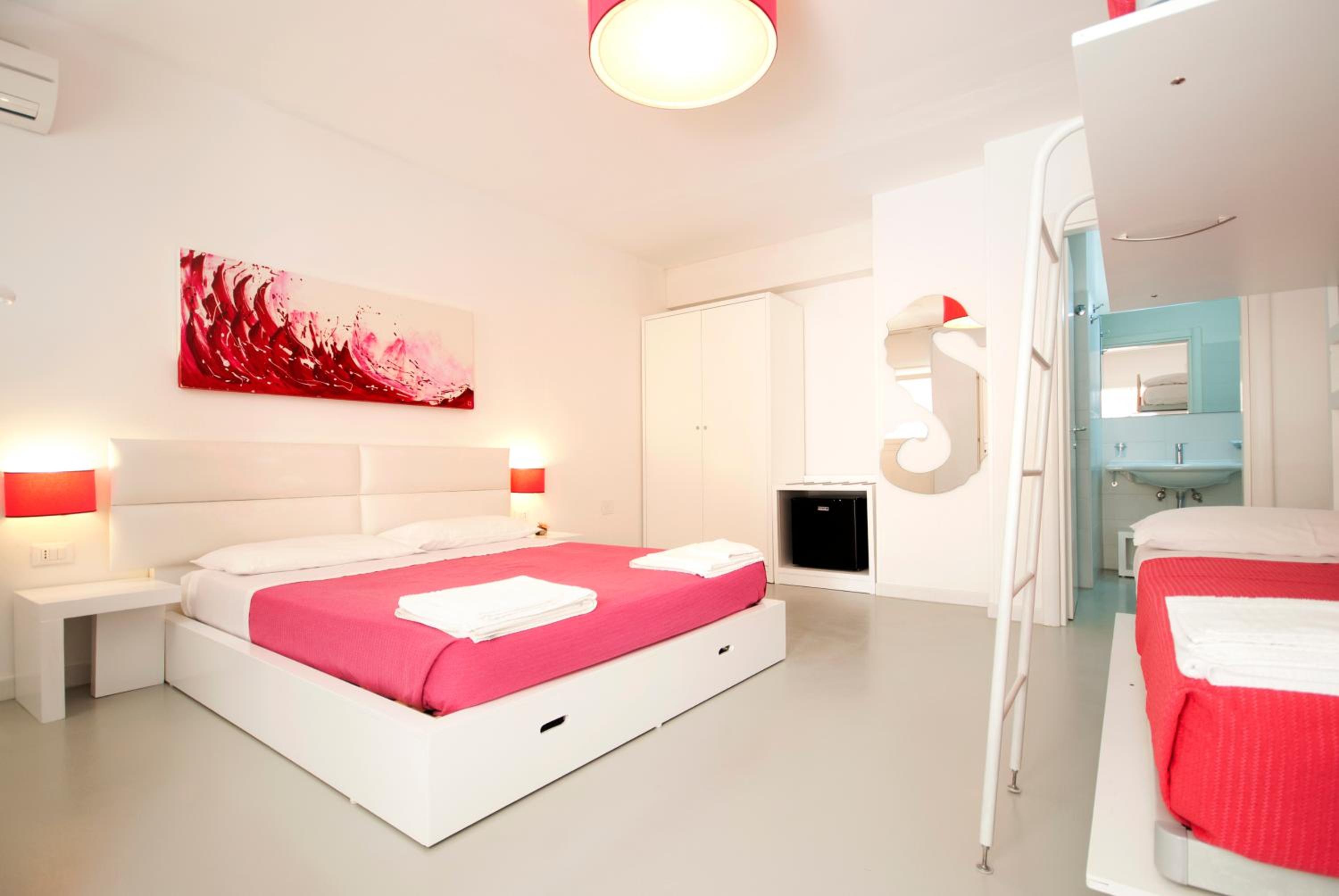 Classic Quadruple Room photo 1