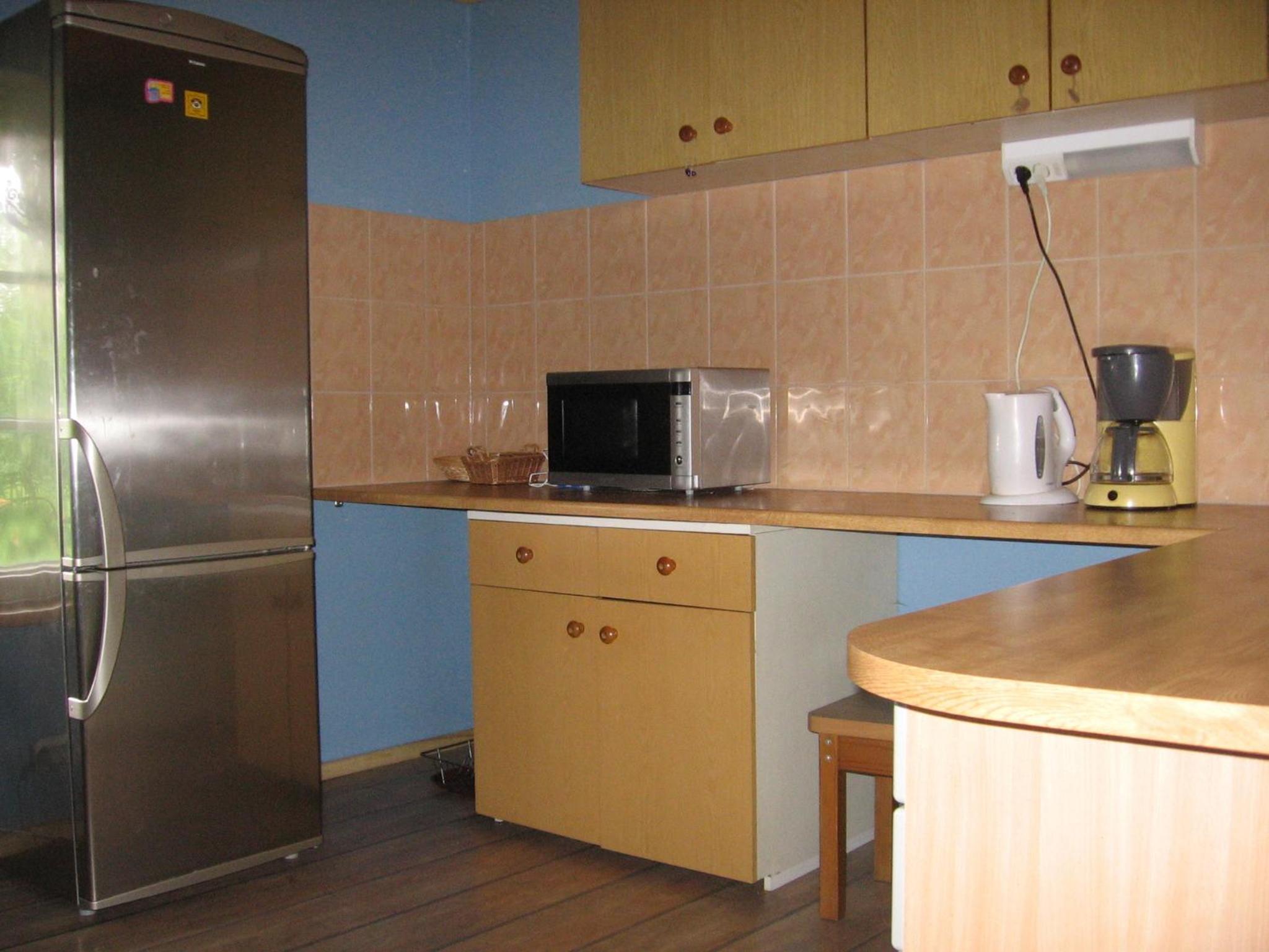 Six-Bedroom House photo 2