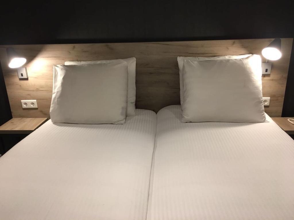 Deluxe Twin Room photo 1
