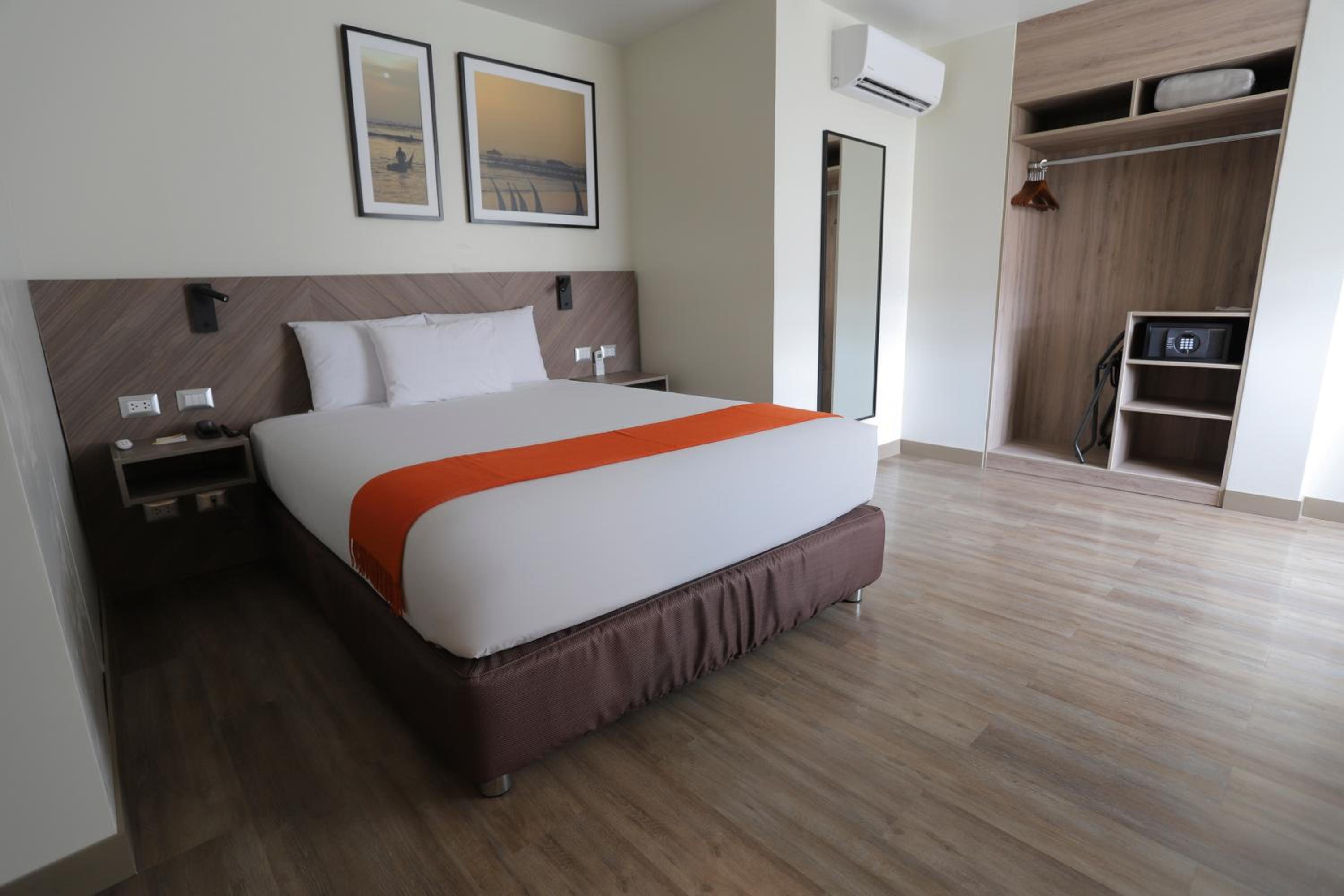 Single Room photo 2