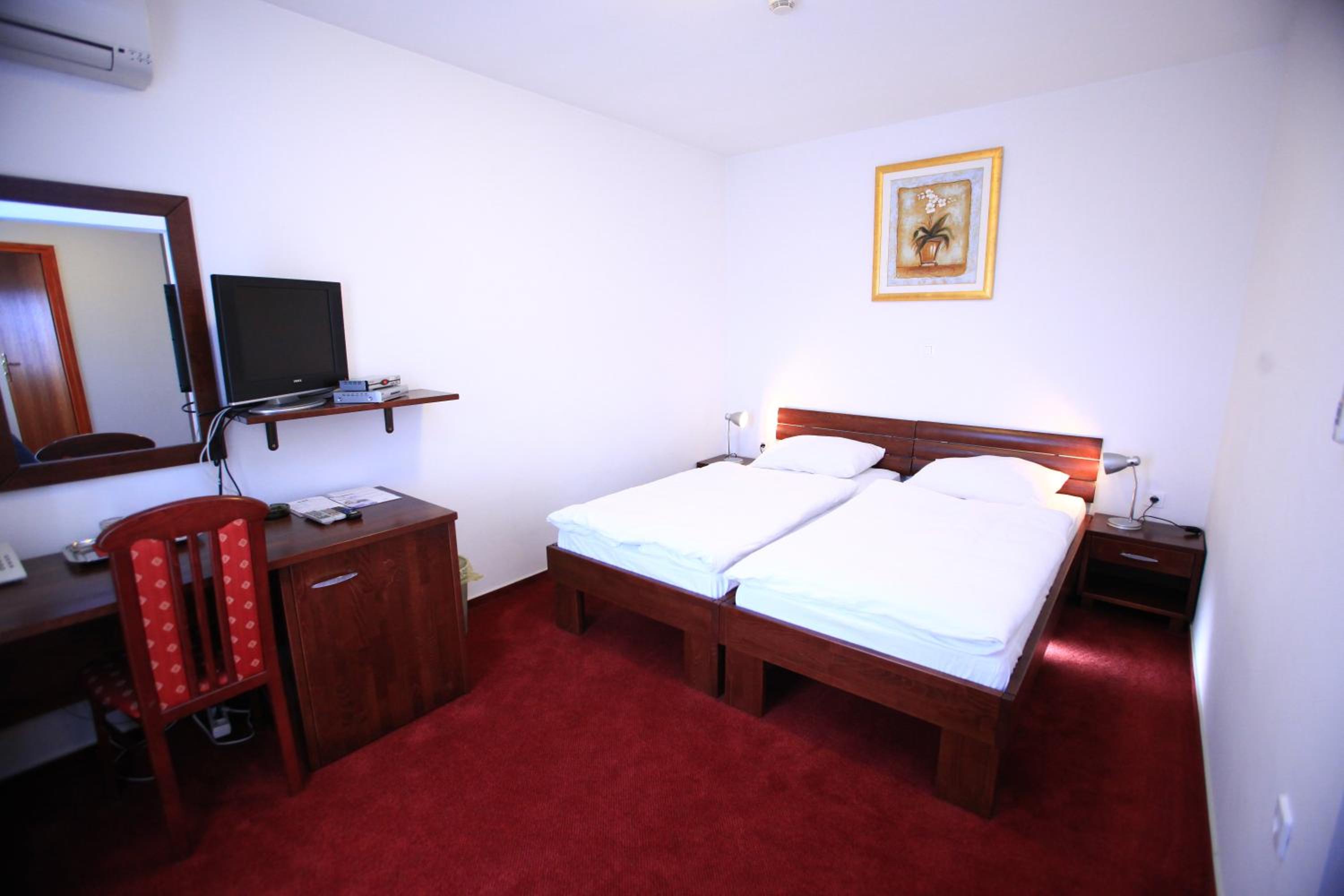 Double Room photo 1