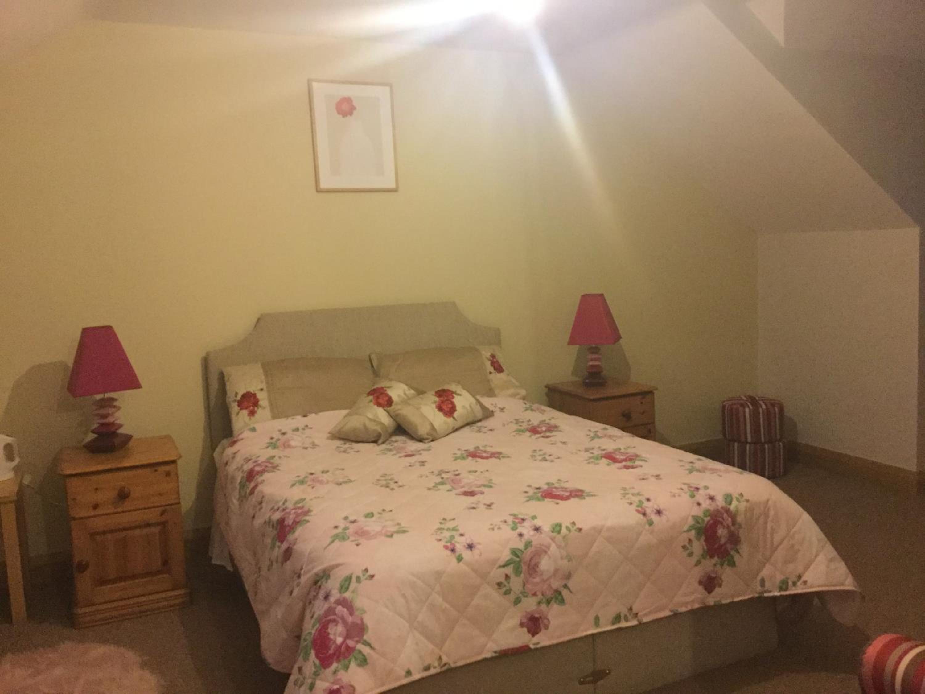 Deluxe Double Room - Photo 8