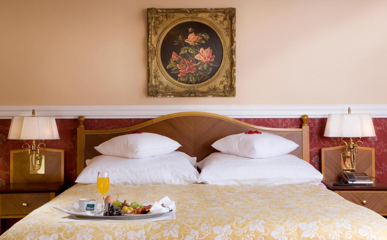 Superior Single Room