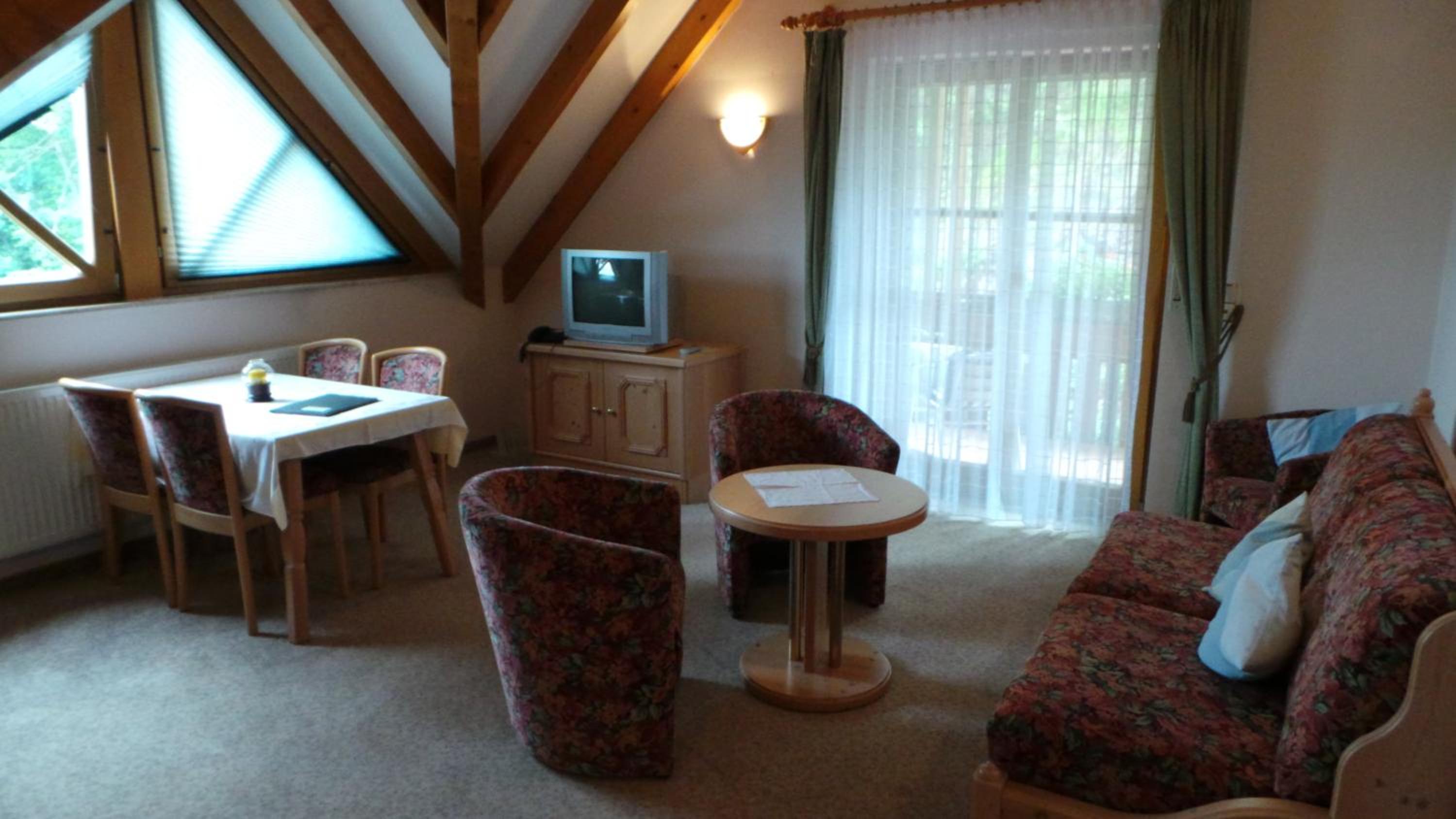 One-Bedroom Apartment (4 Adults) - 1 photo 3