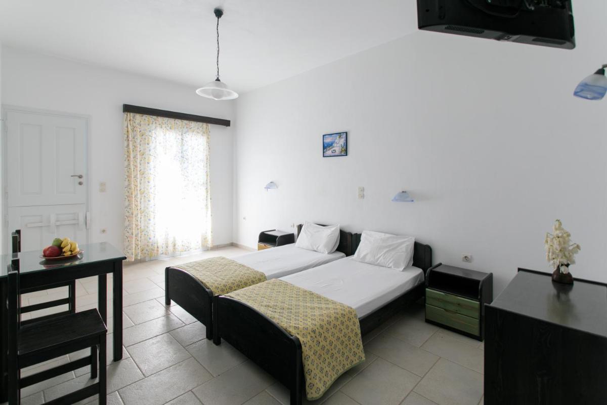 Apartment with Garden View photo 3