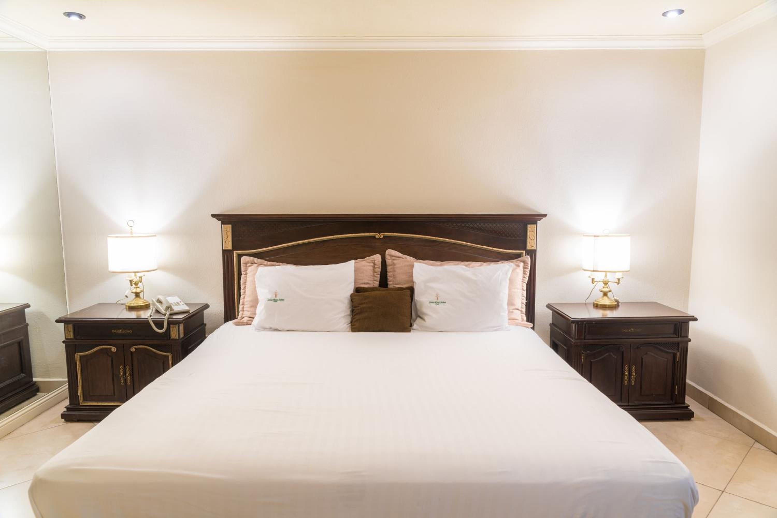 Deluxe Queen Room photo 1
