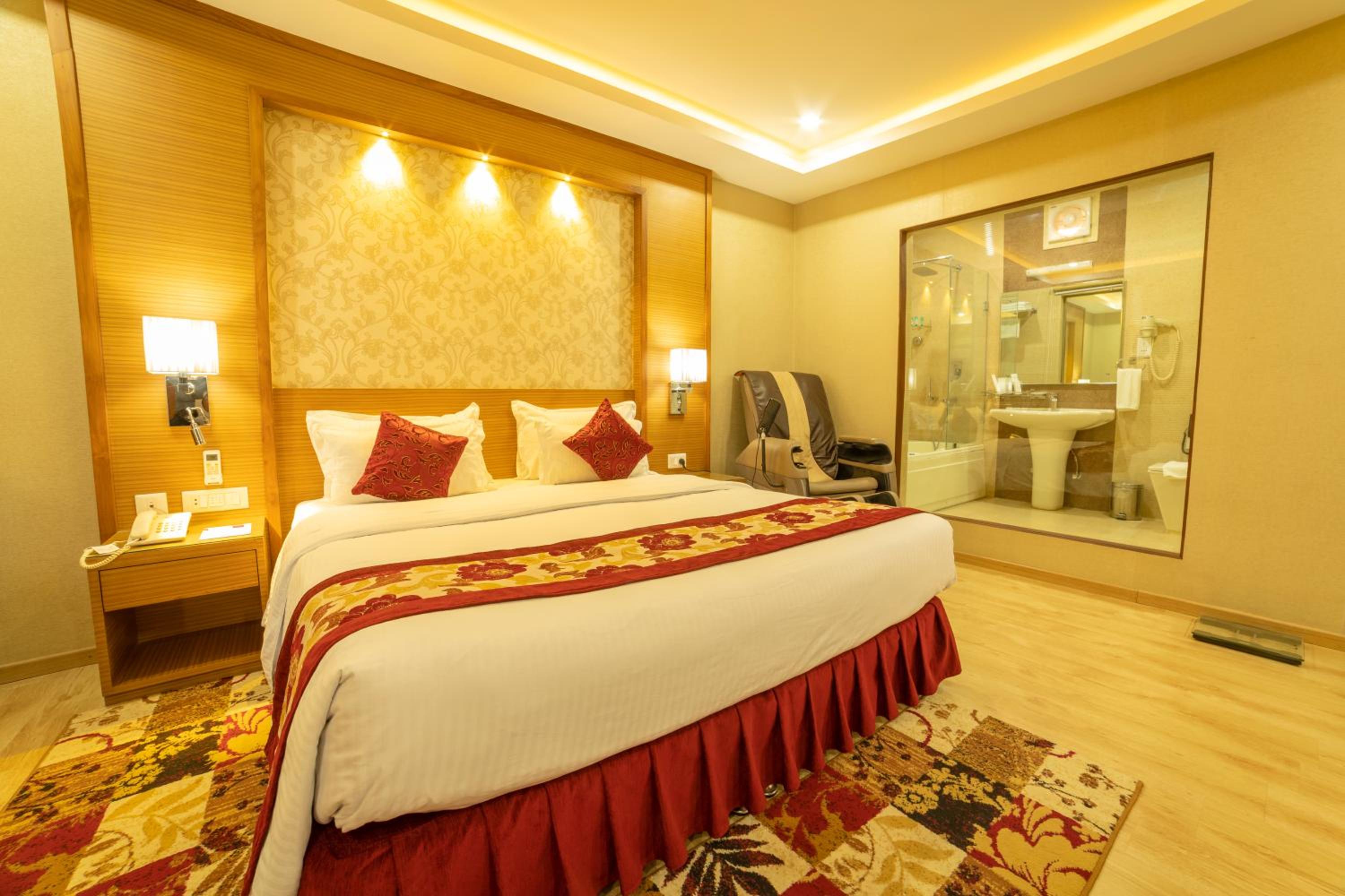 Executive Room photo 1