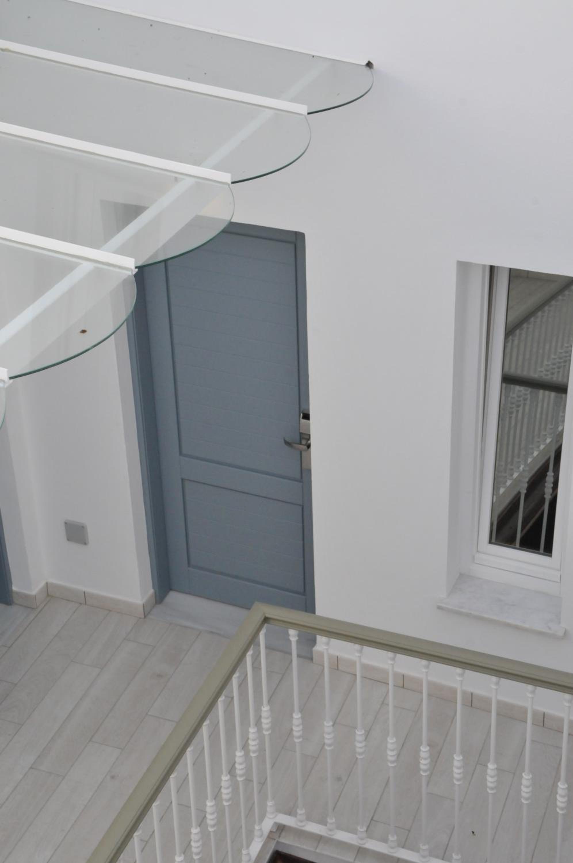 Basic Triple Room photo 3