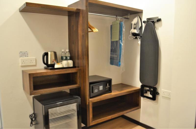 Twin Room - Photo 8