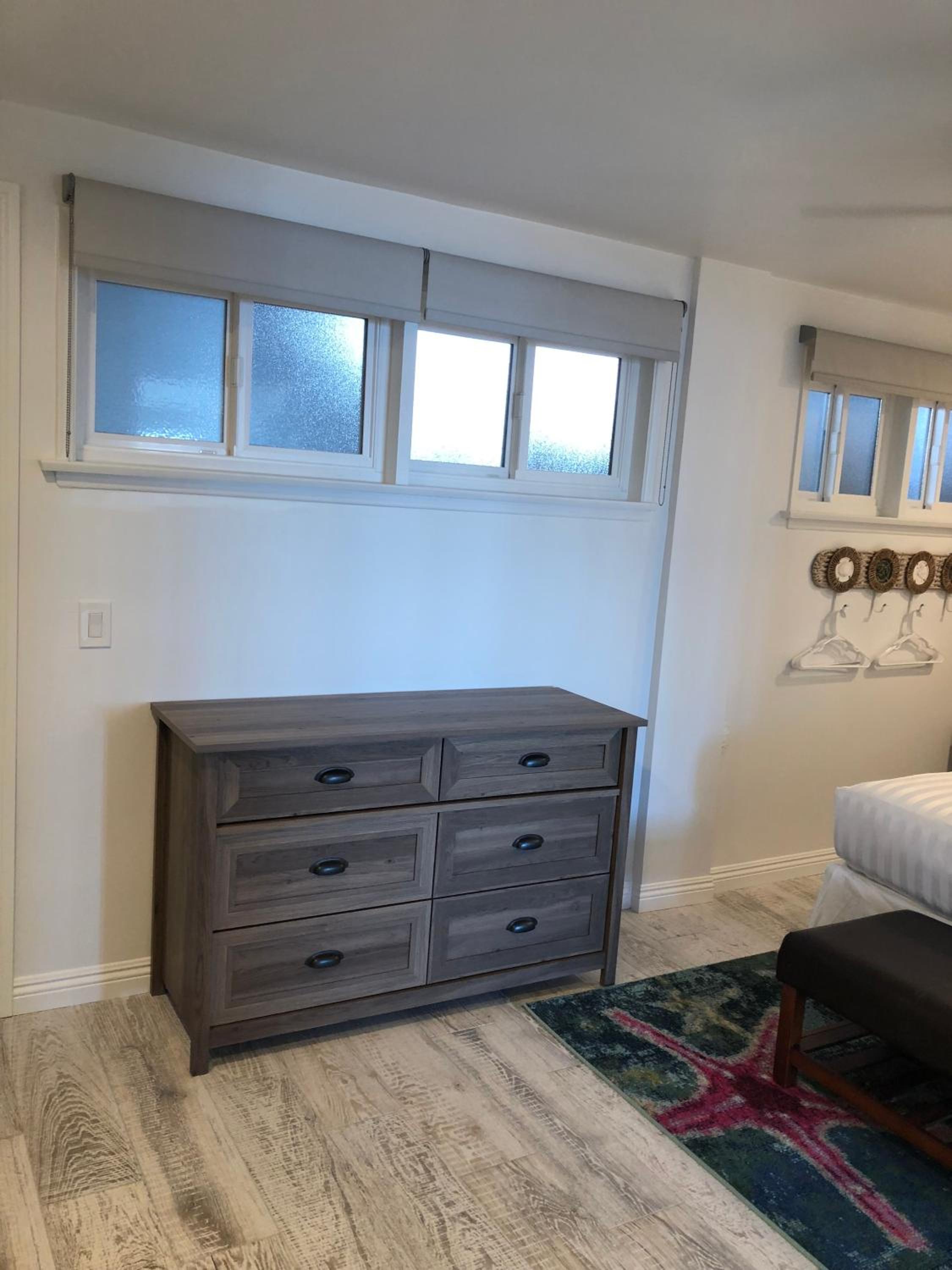 Queen Suite with Sea View - Photo 37