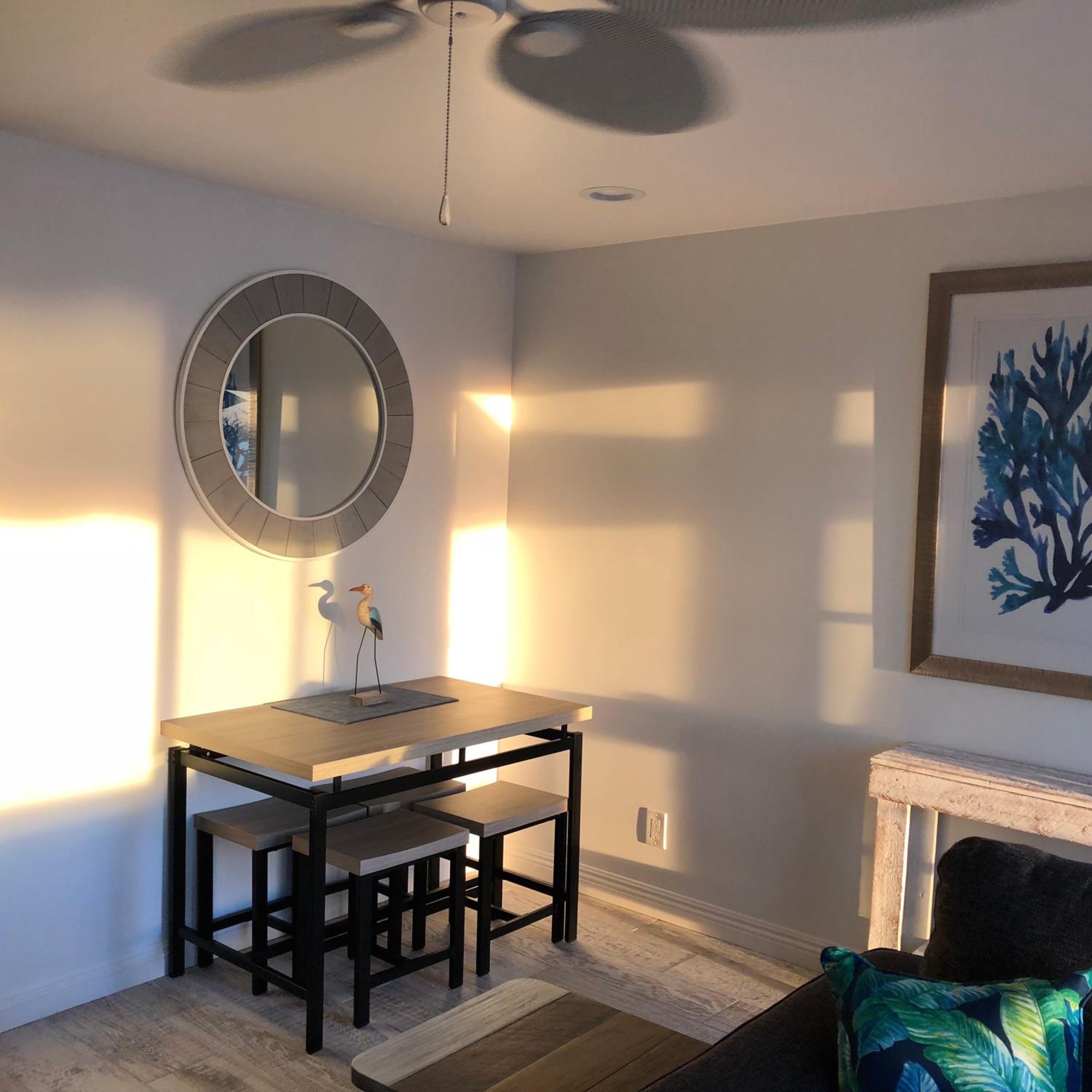 Queen Suite with Sea View - Photo 32