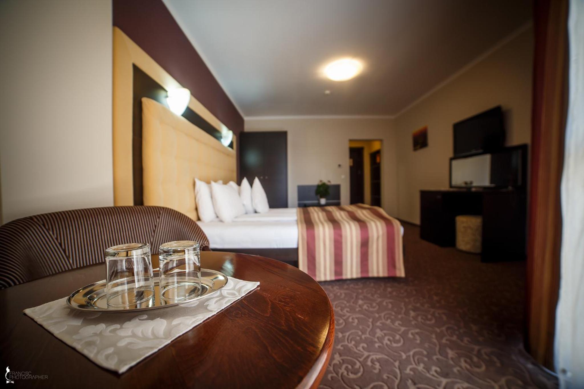 Double Room - Photo 9