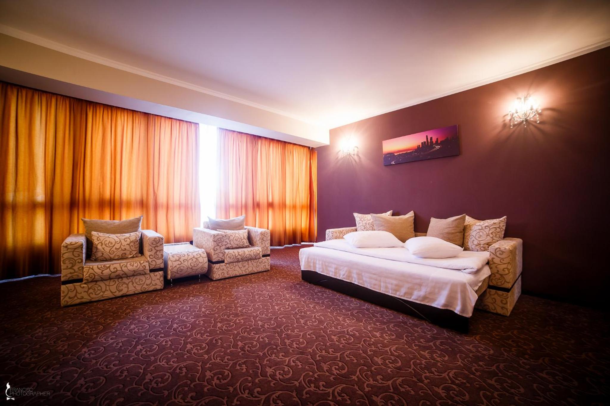 Deluxe Suite - Photo 4